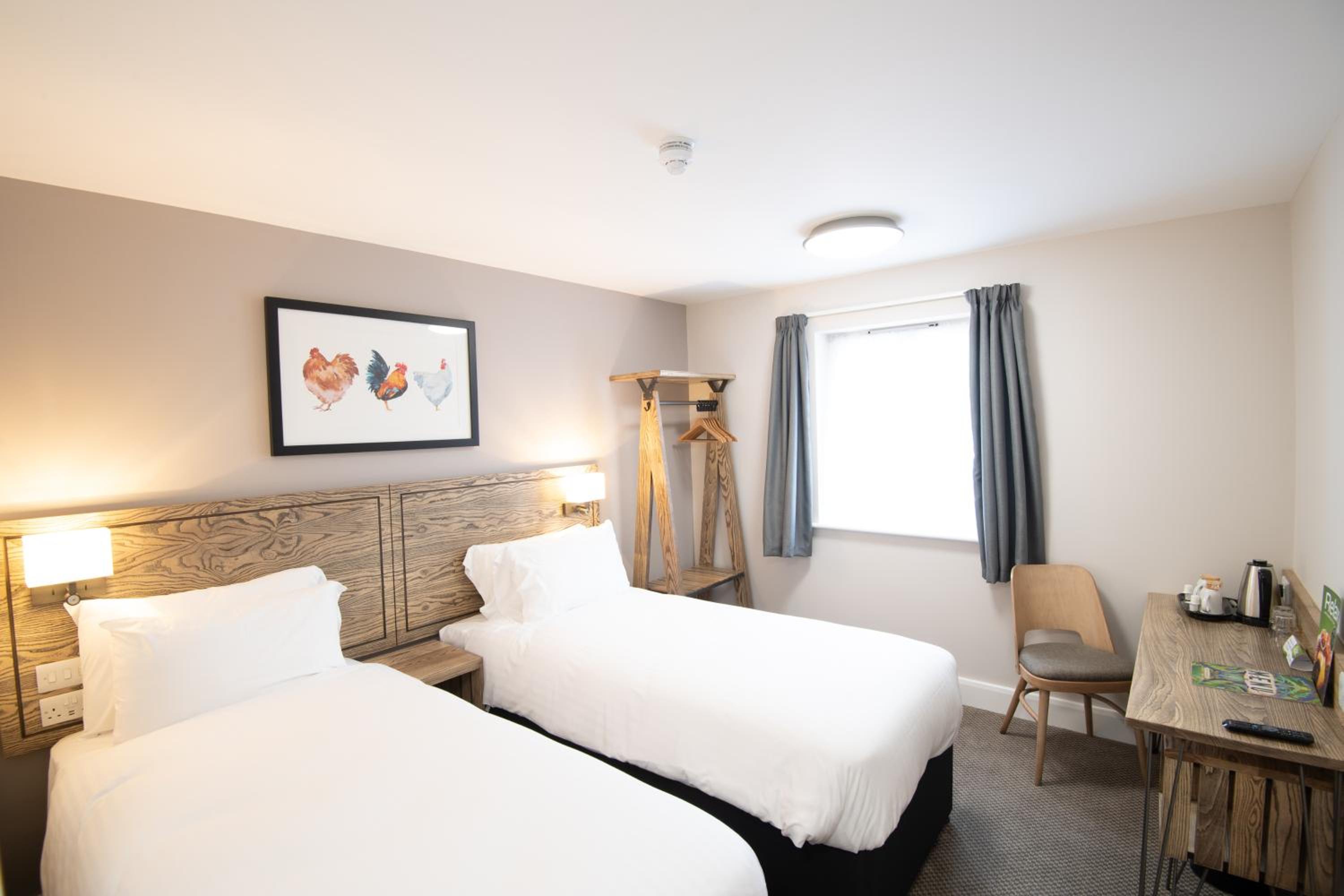 Twin Room - Disability Access photo 1