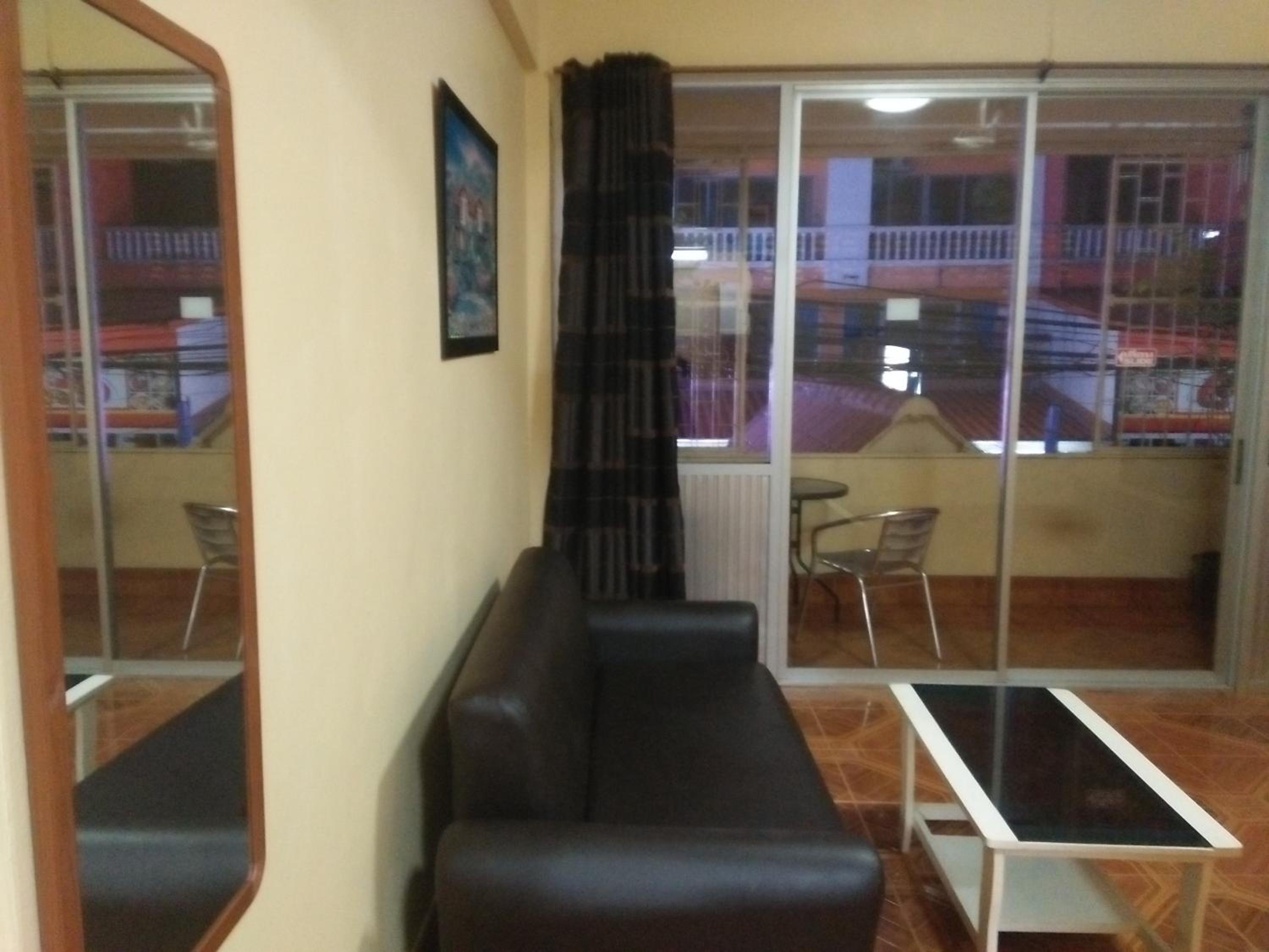 Deluxe Double Room with Balcony - Photo 4