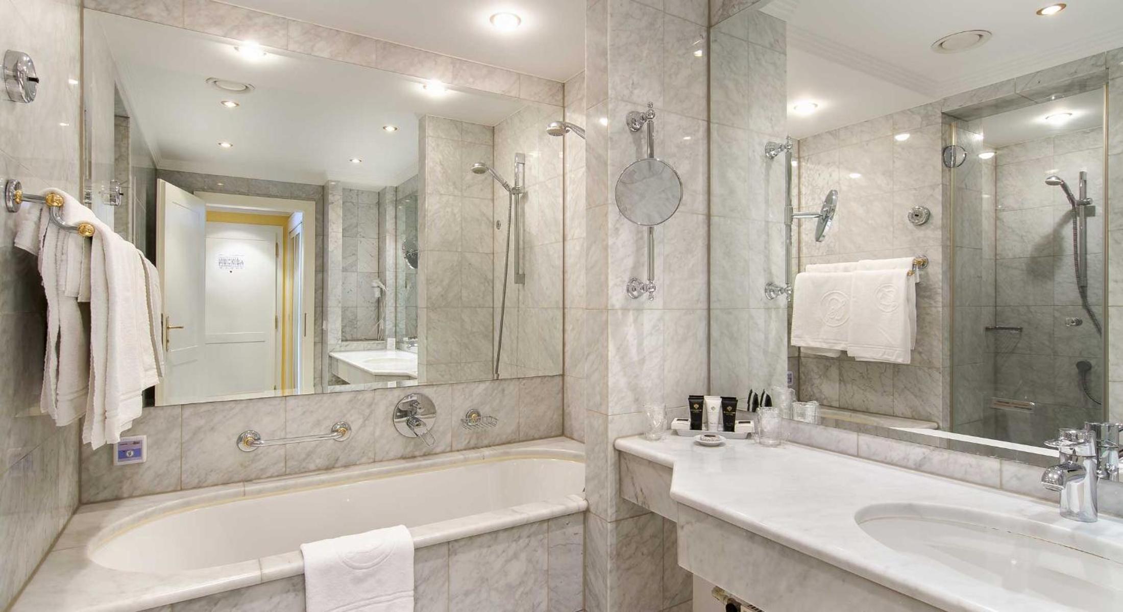 Special Offer - Deluxe Double or Twin Room with Balcony & River View and 18 Spa Treatments thumbnail 6