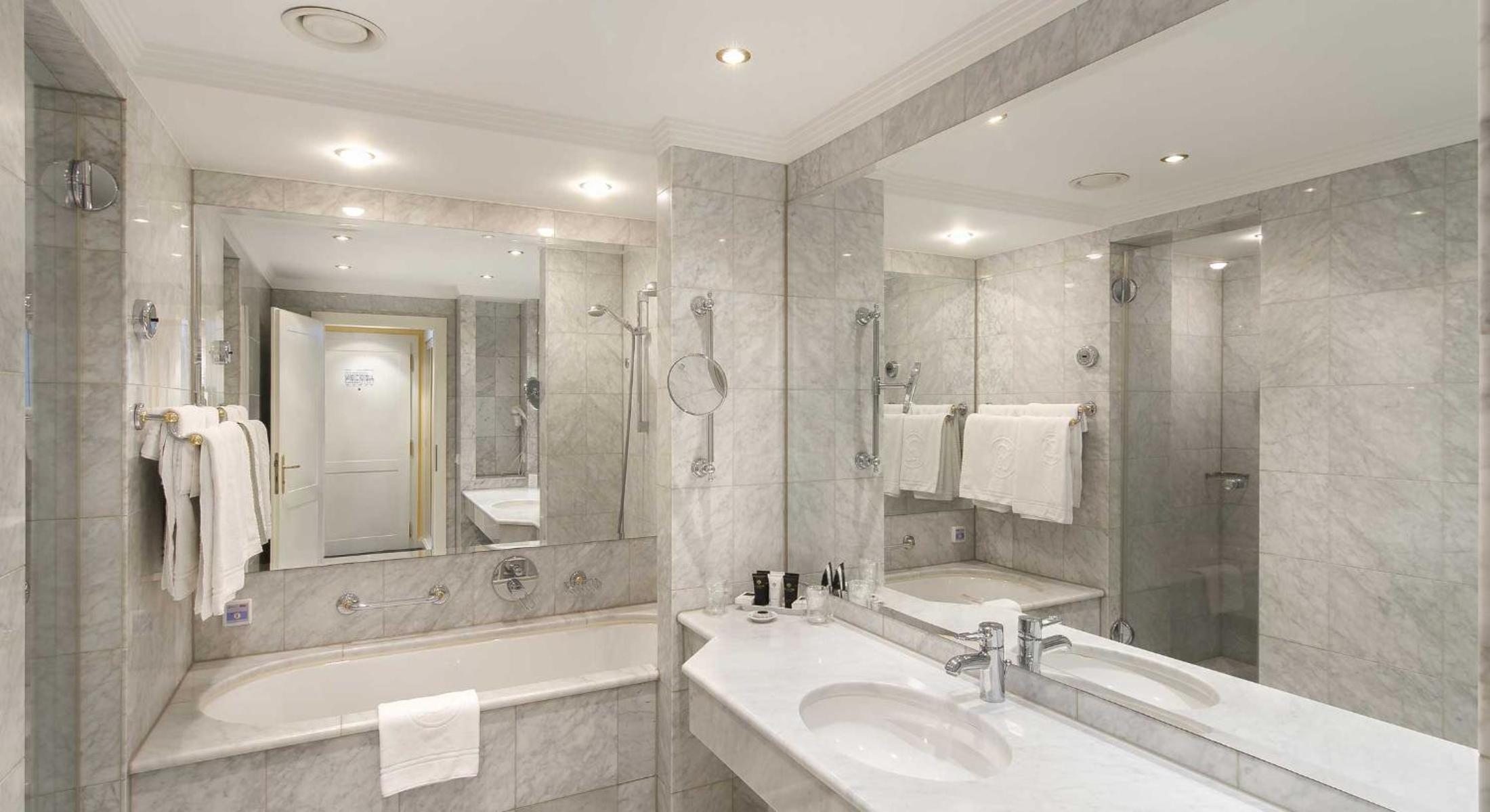Special Offer - Superior Double or Twin Room with Detox Package