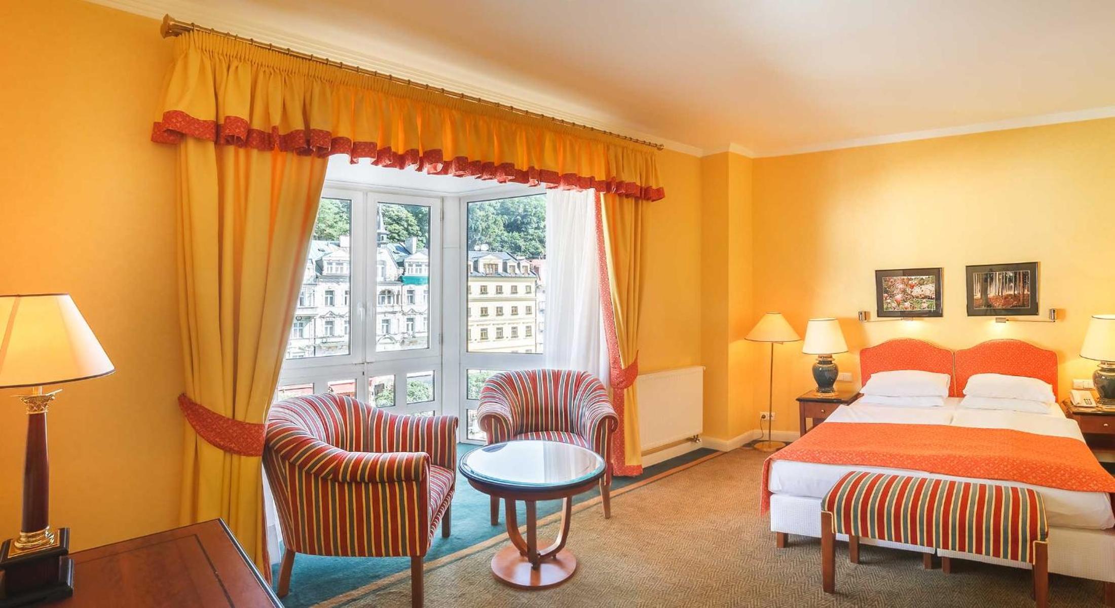 Deluxe Double or Twin Room with River View and Balcony