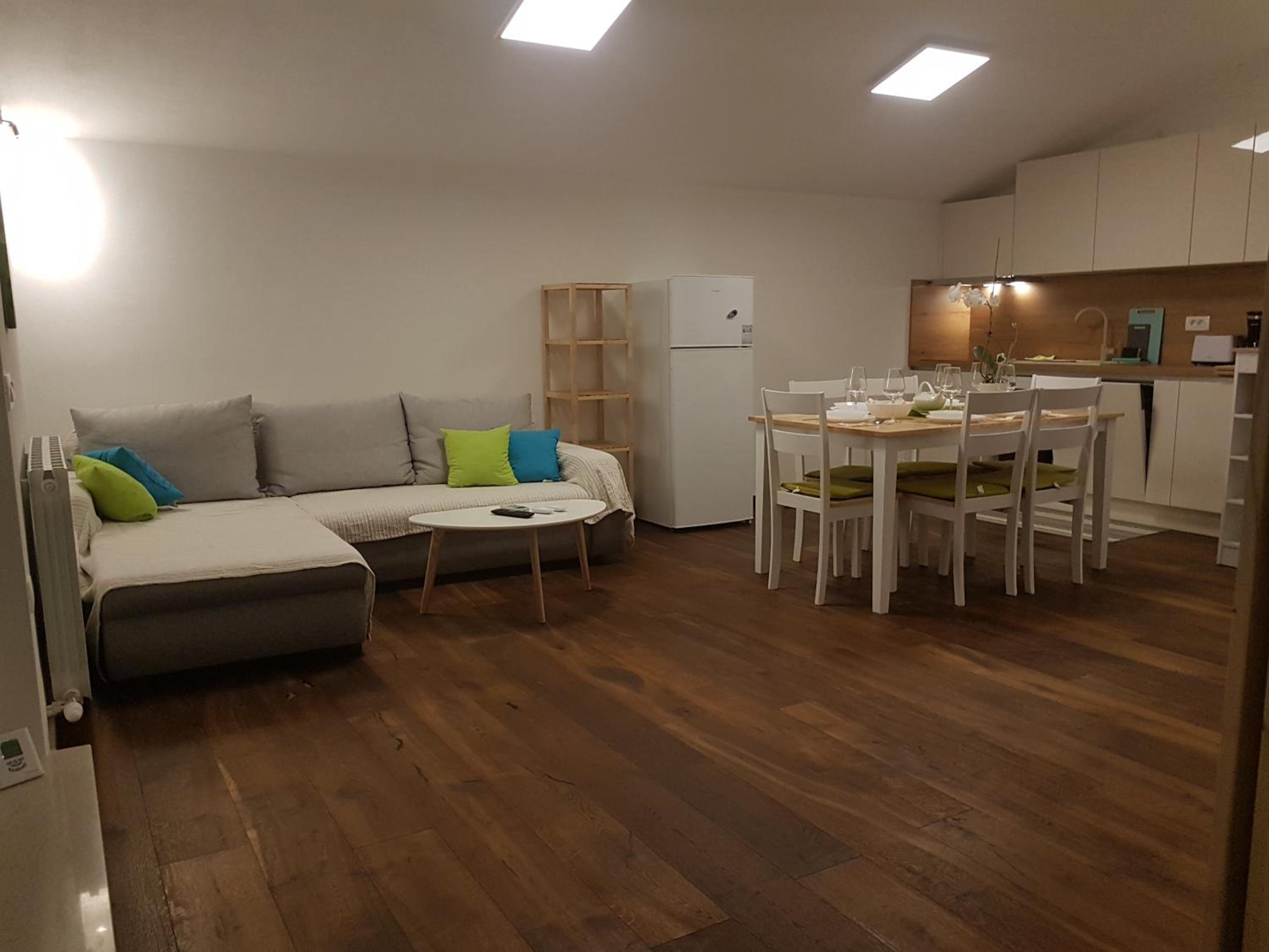 Two-Bedroom Apartment - Photo 3