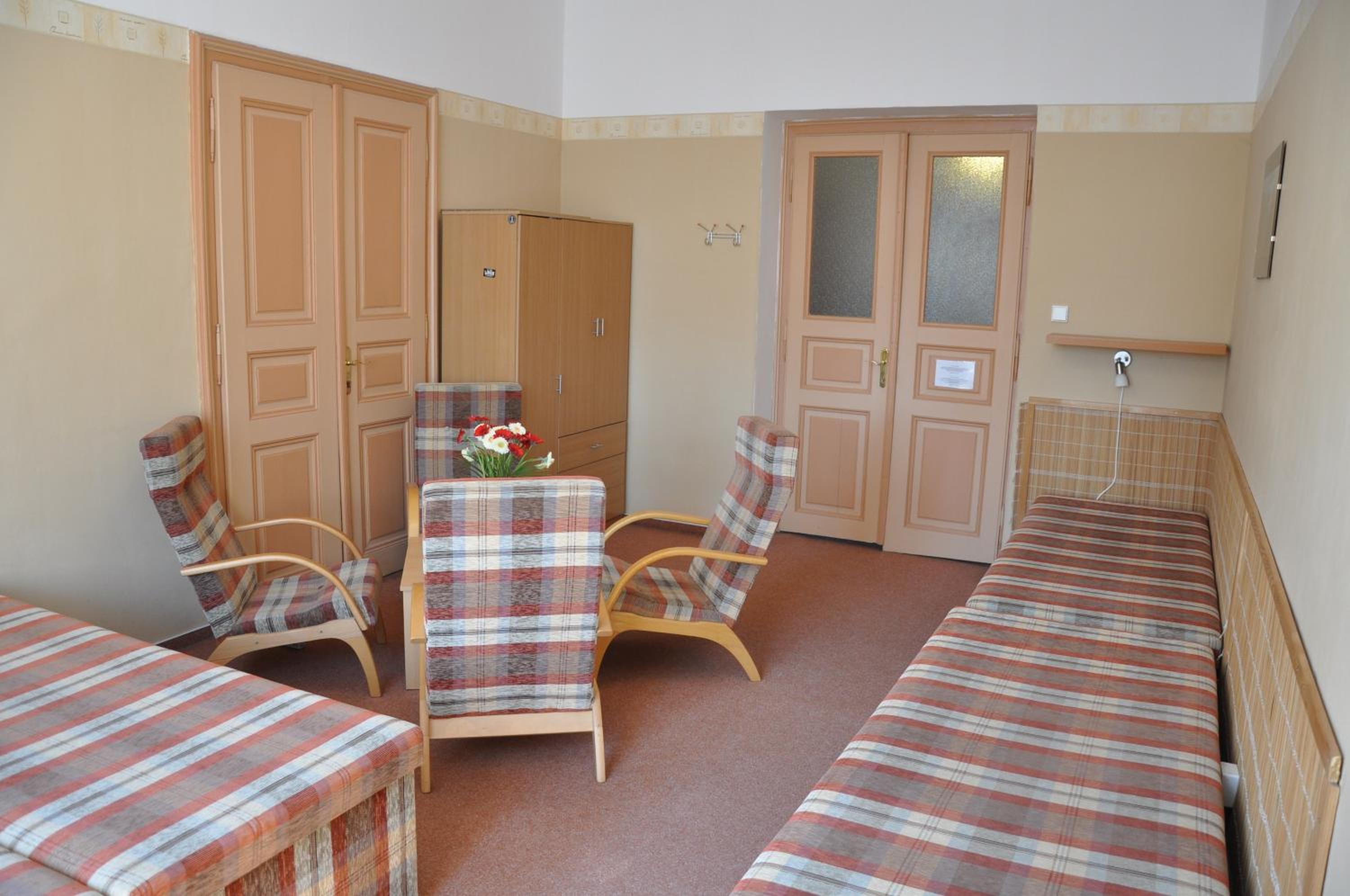 Bed in 6-Bed Mixed Dormitory Room photo 3