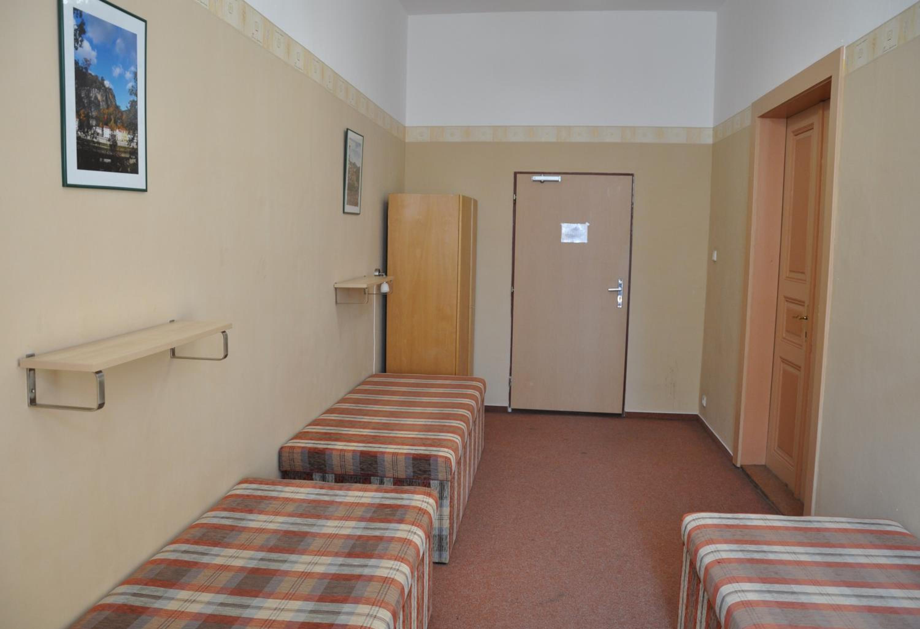 Single Bed in Female Dormitory Room photo 3