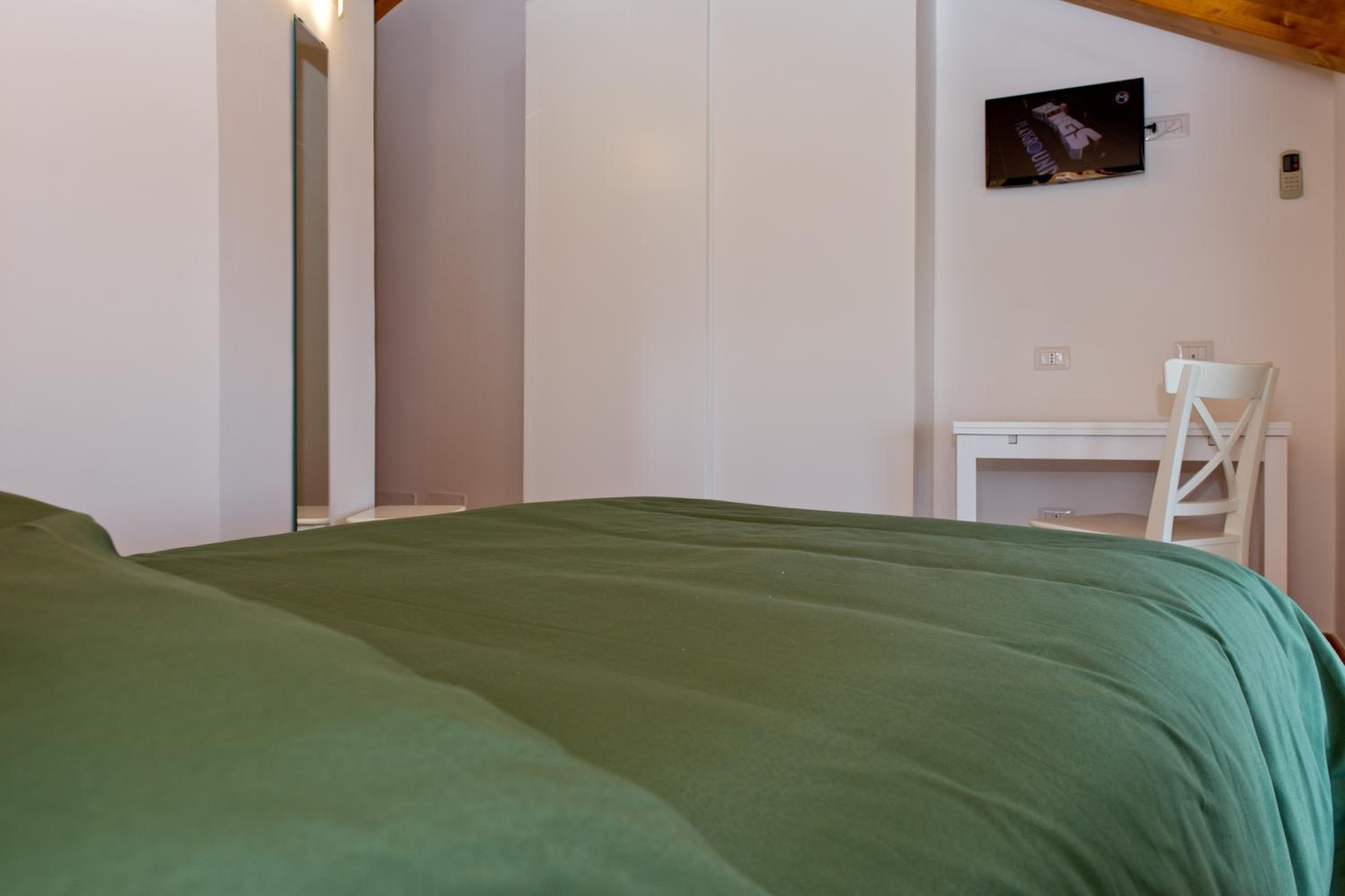 Basic Double Room - Photo 2