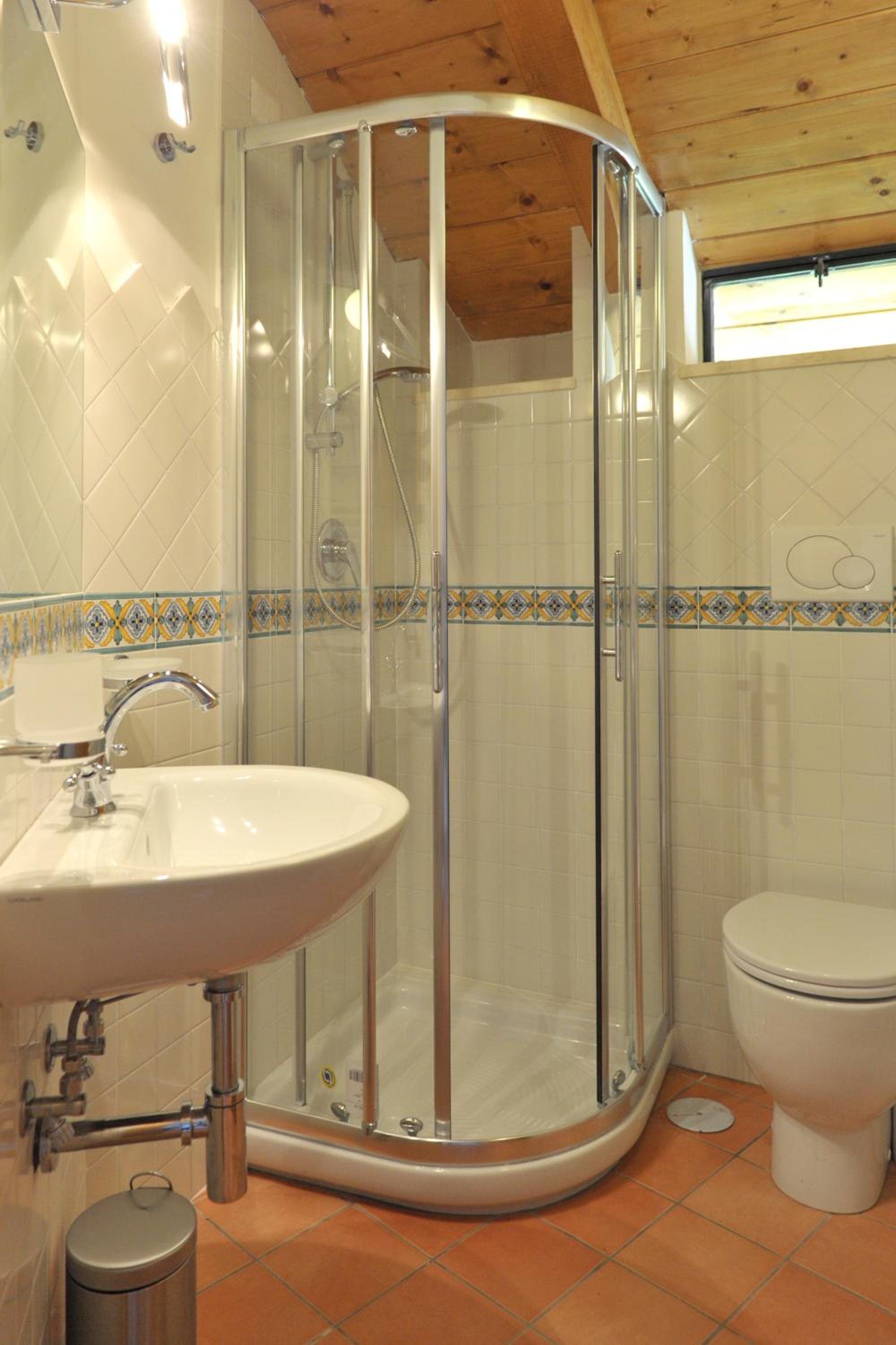 Basic Double Room - Photo 4
