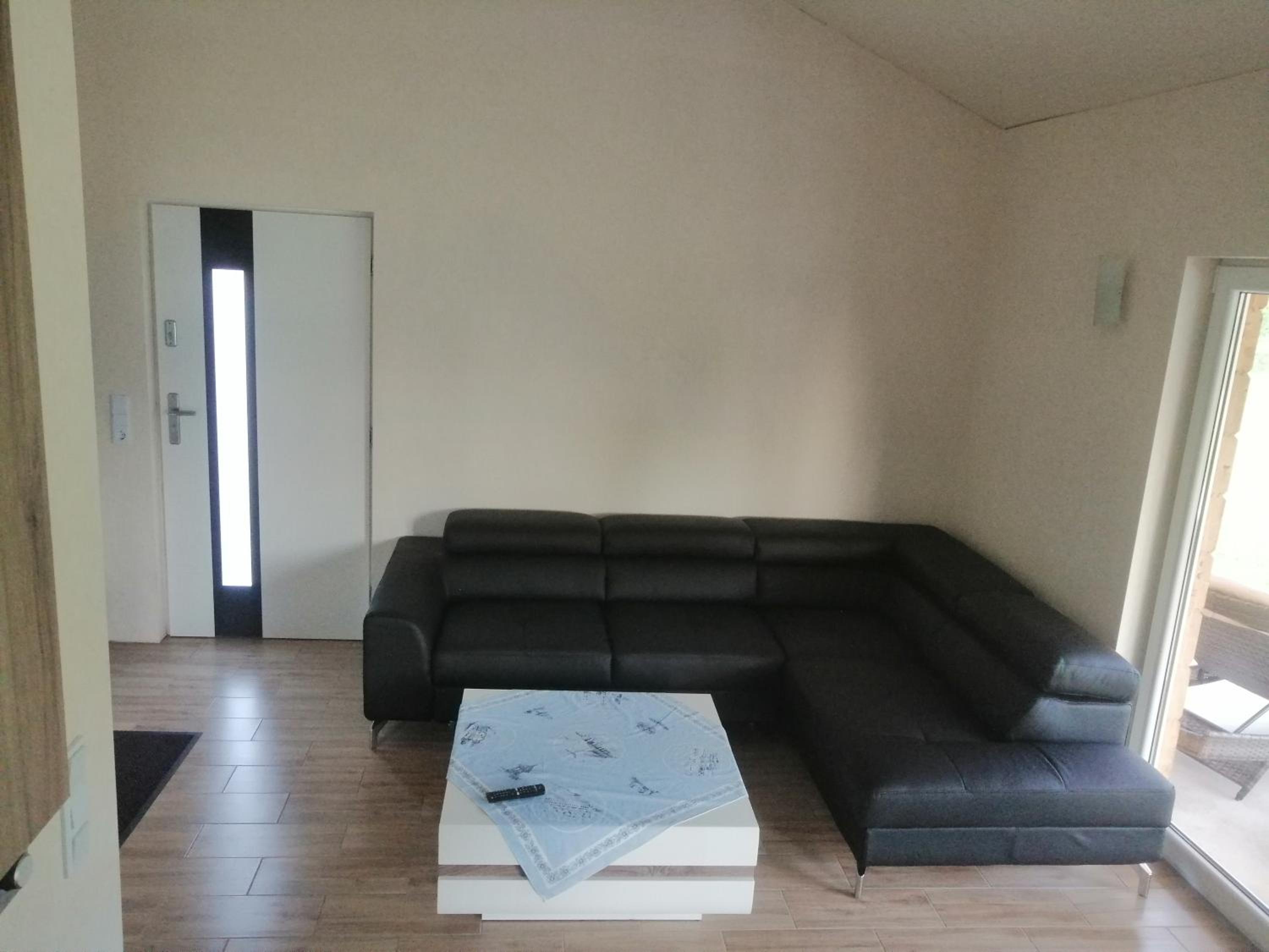 One-Bedroom House photo 3