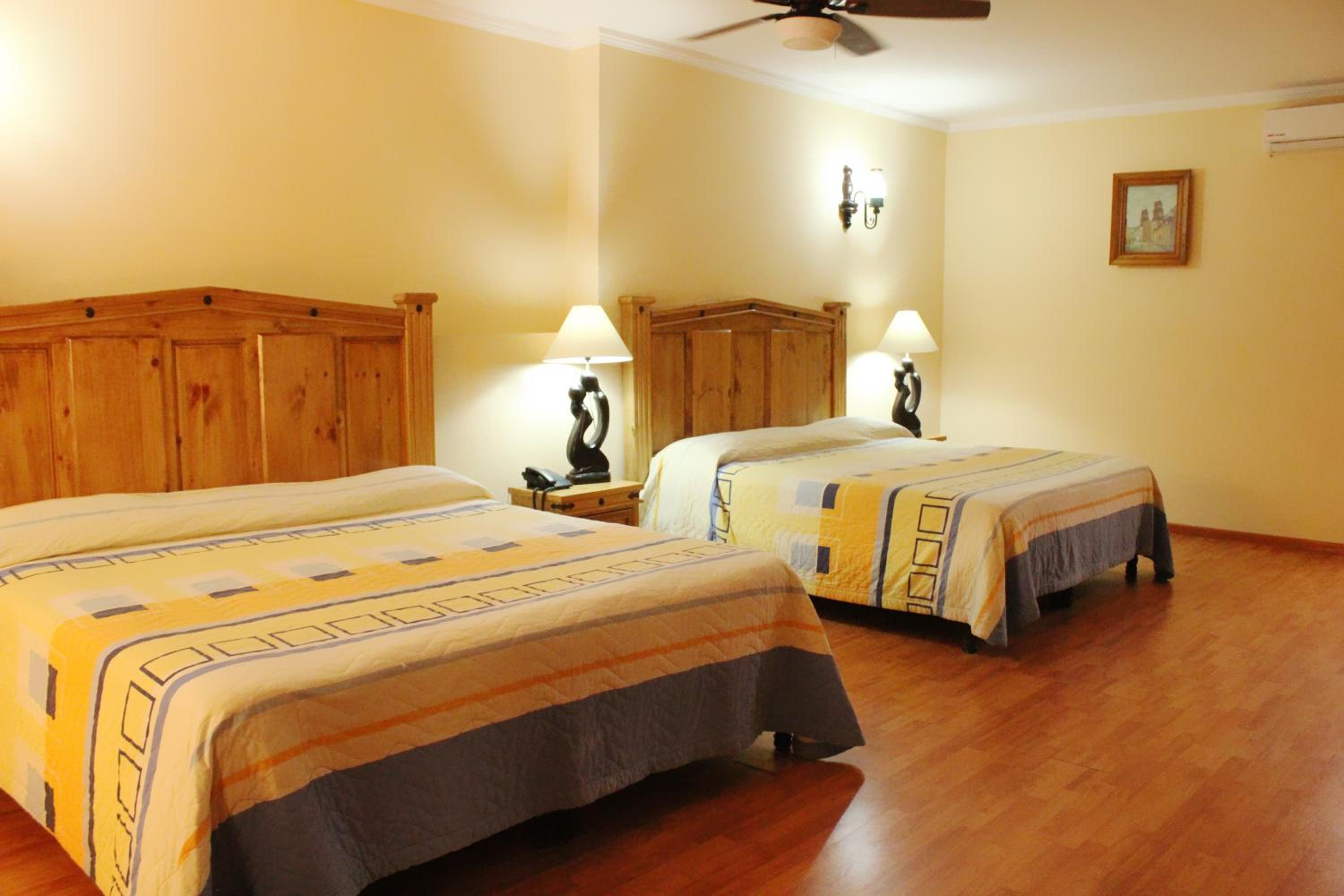 Double Room - Photo 2