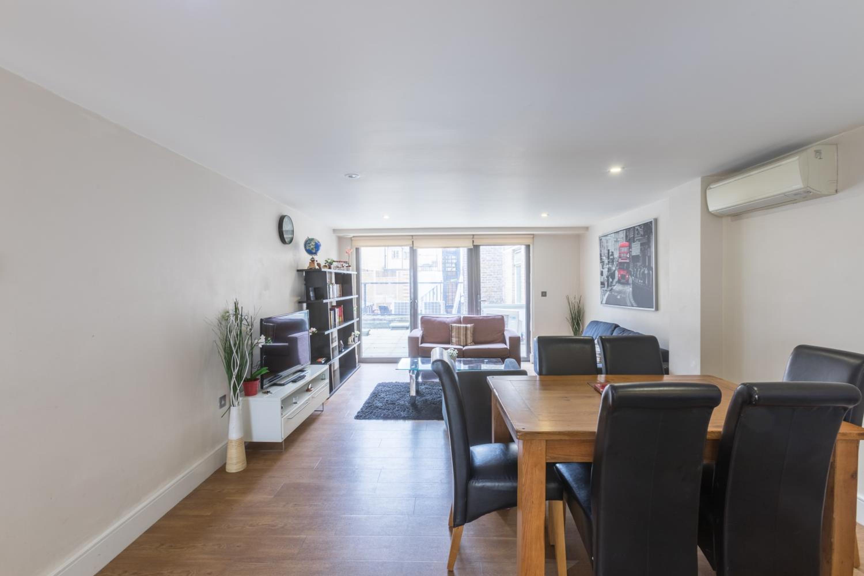 Two-Bedroom Apartment photo 1