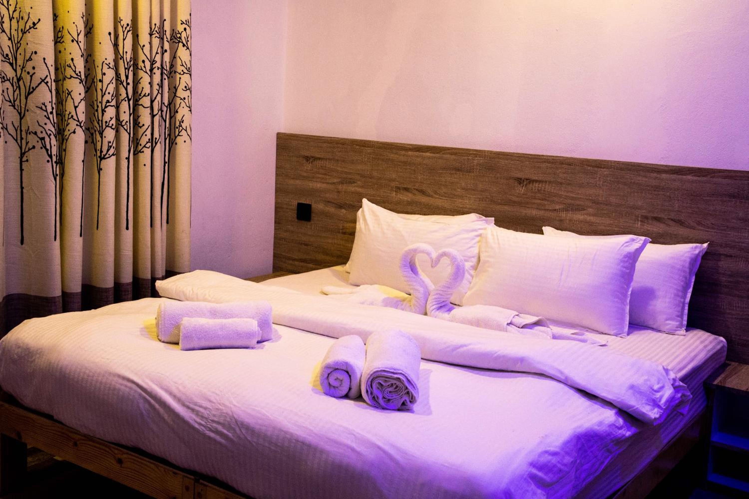 Deluxe Double Room - Photo 3