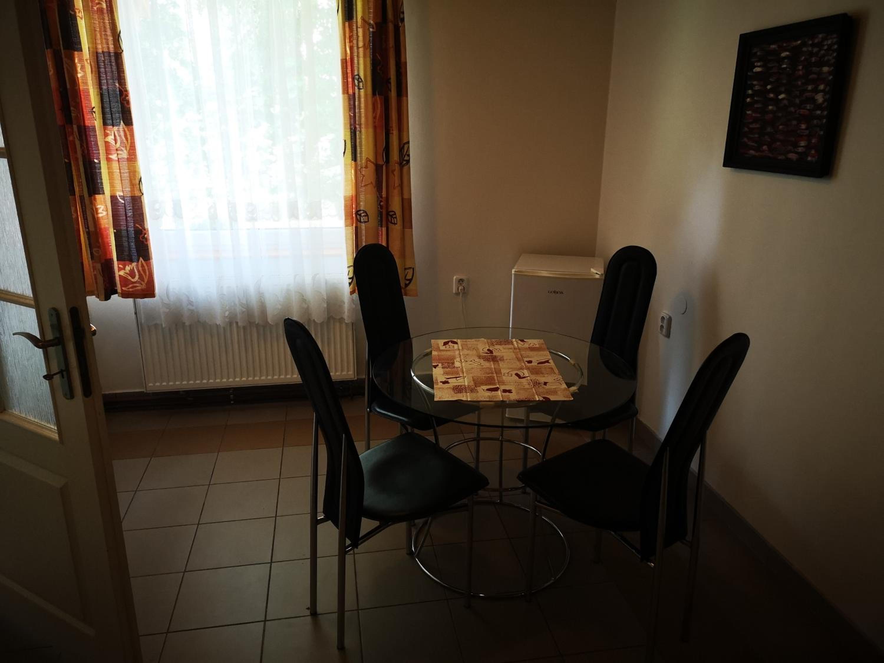 Deluxe Apartment - Photo 9
