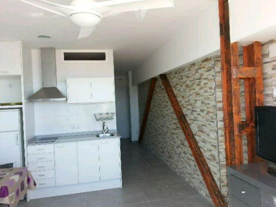 Apartment with Sea View - Photo 8