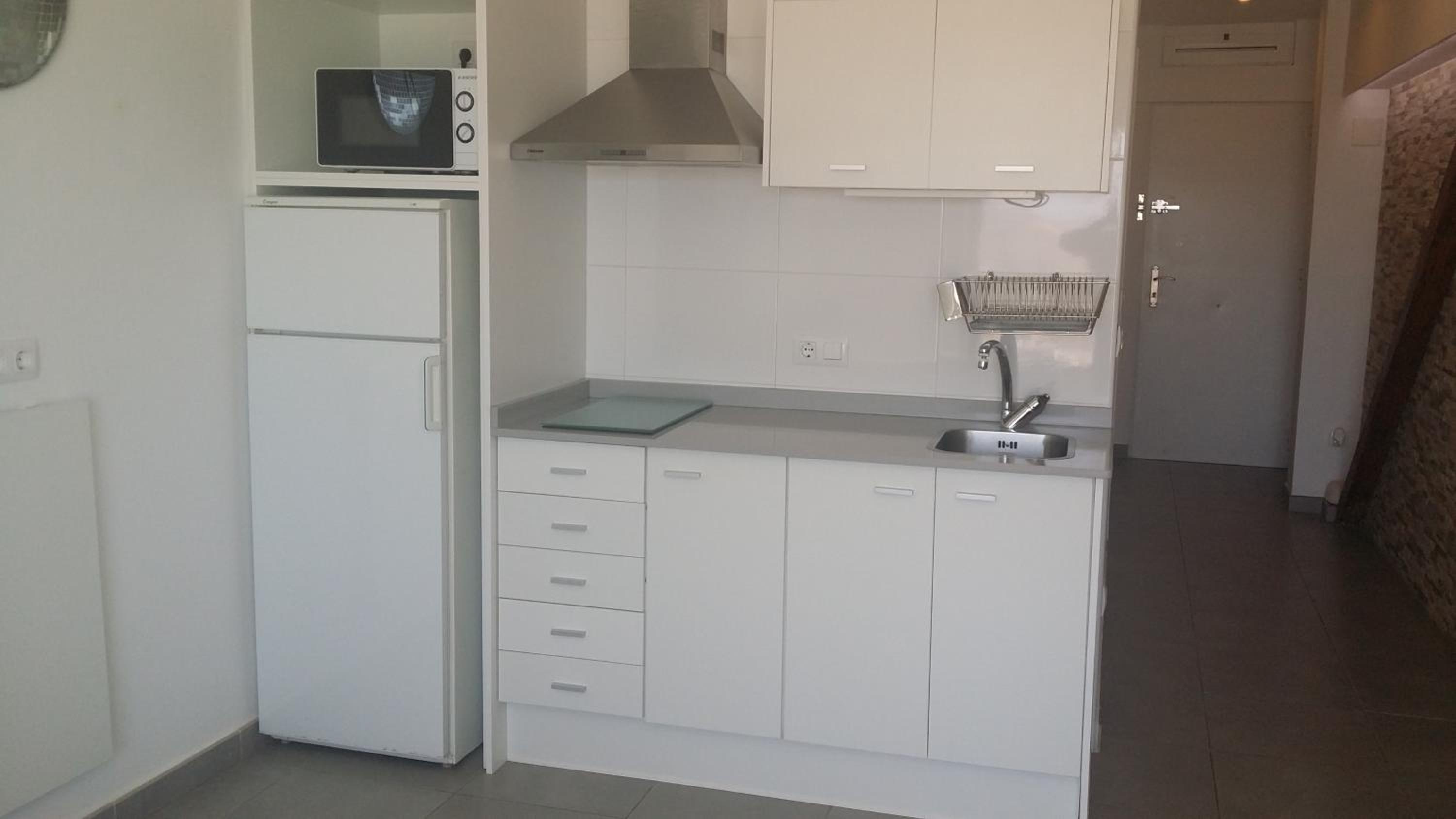 Apartment with Sea View - Photo 11