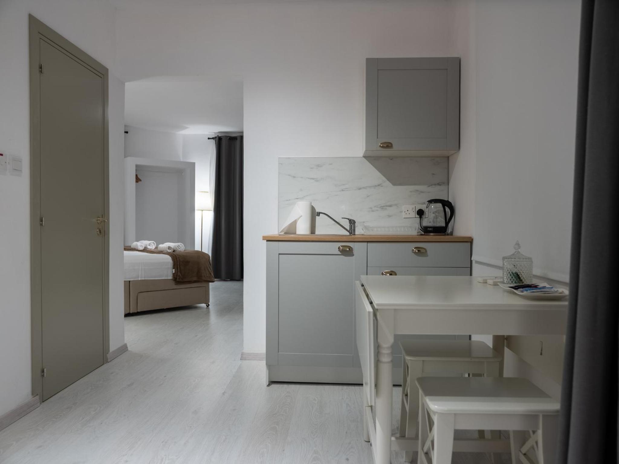 Deluxe Apartment - Photo 11