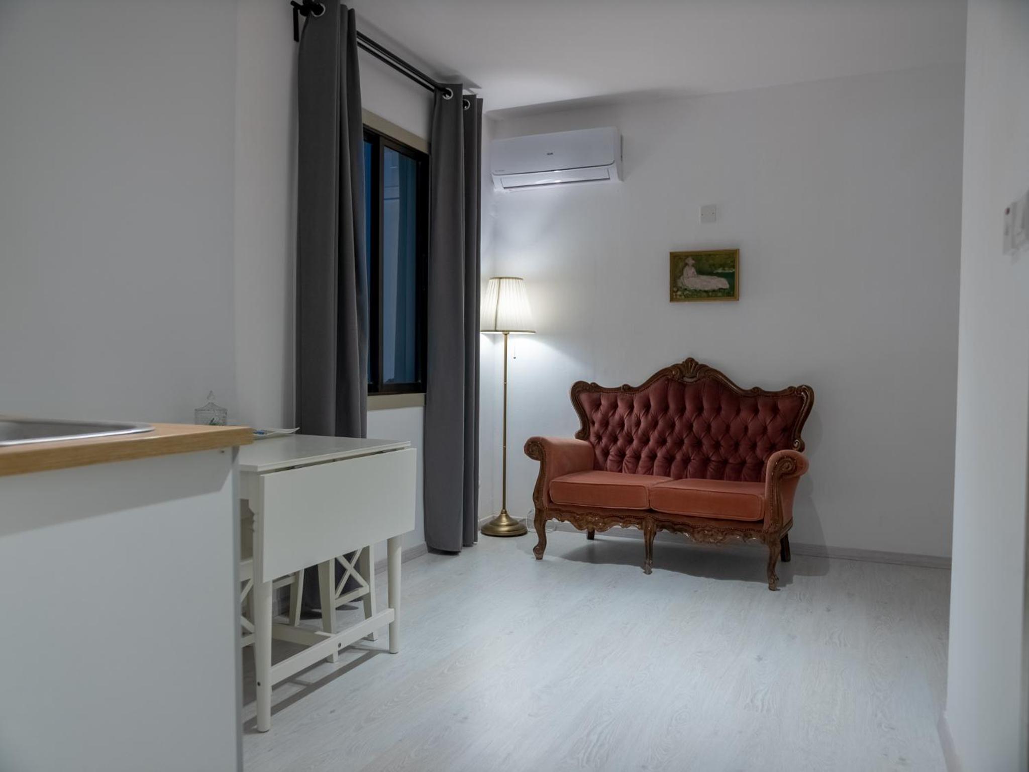 Deluxe Apartment - Photo 9