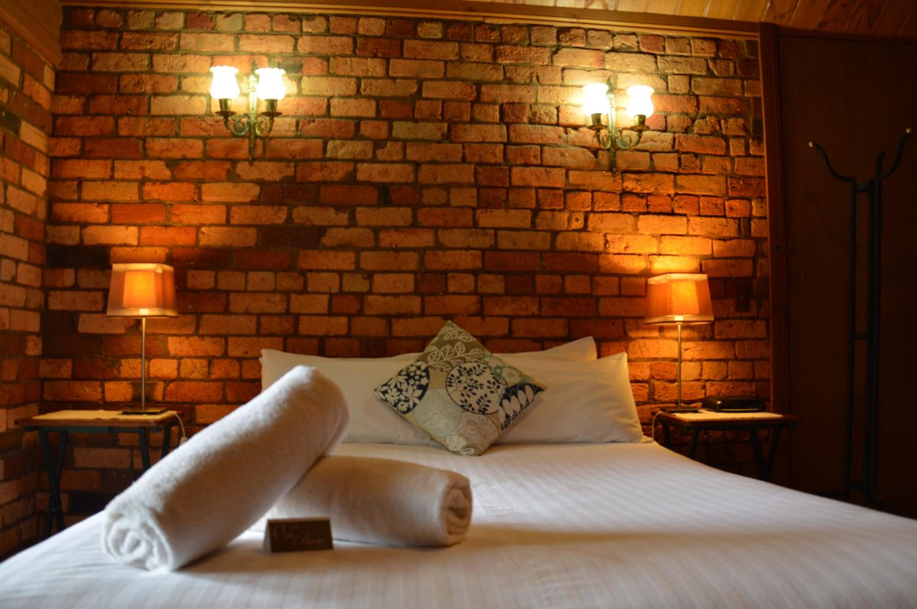 Miners Double Room with Private Bathroom - 1