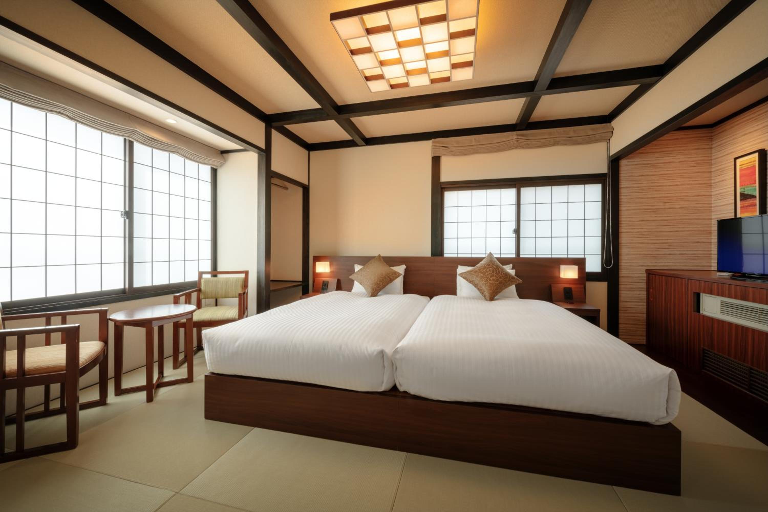 Twin Room - Photo 5