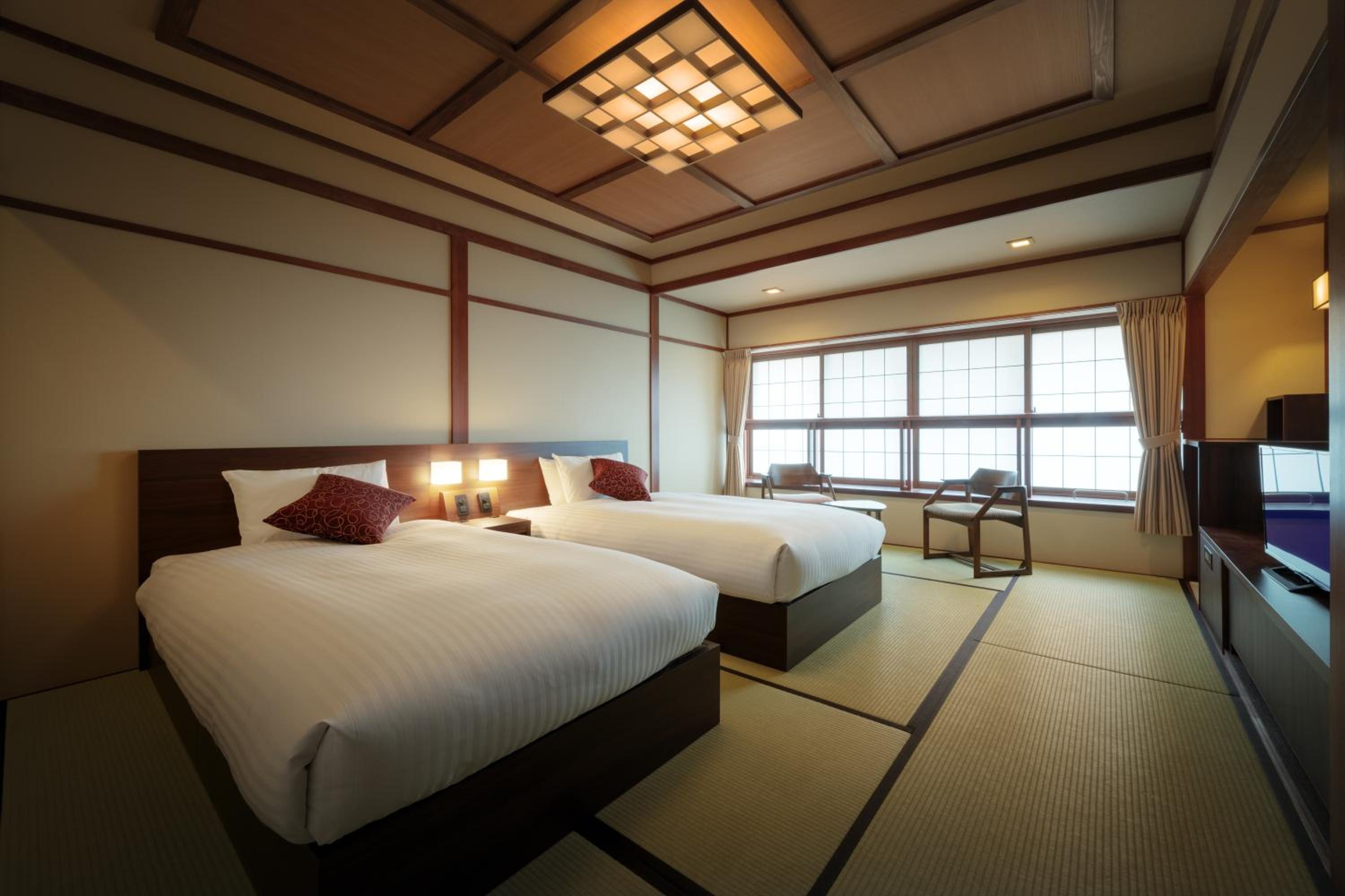 Standard Twin Room - Photo 4