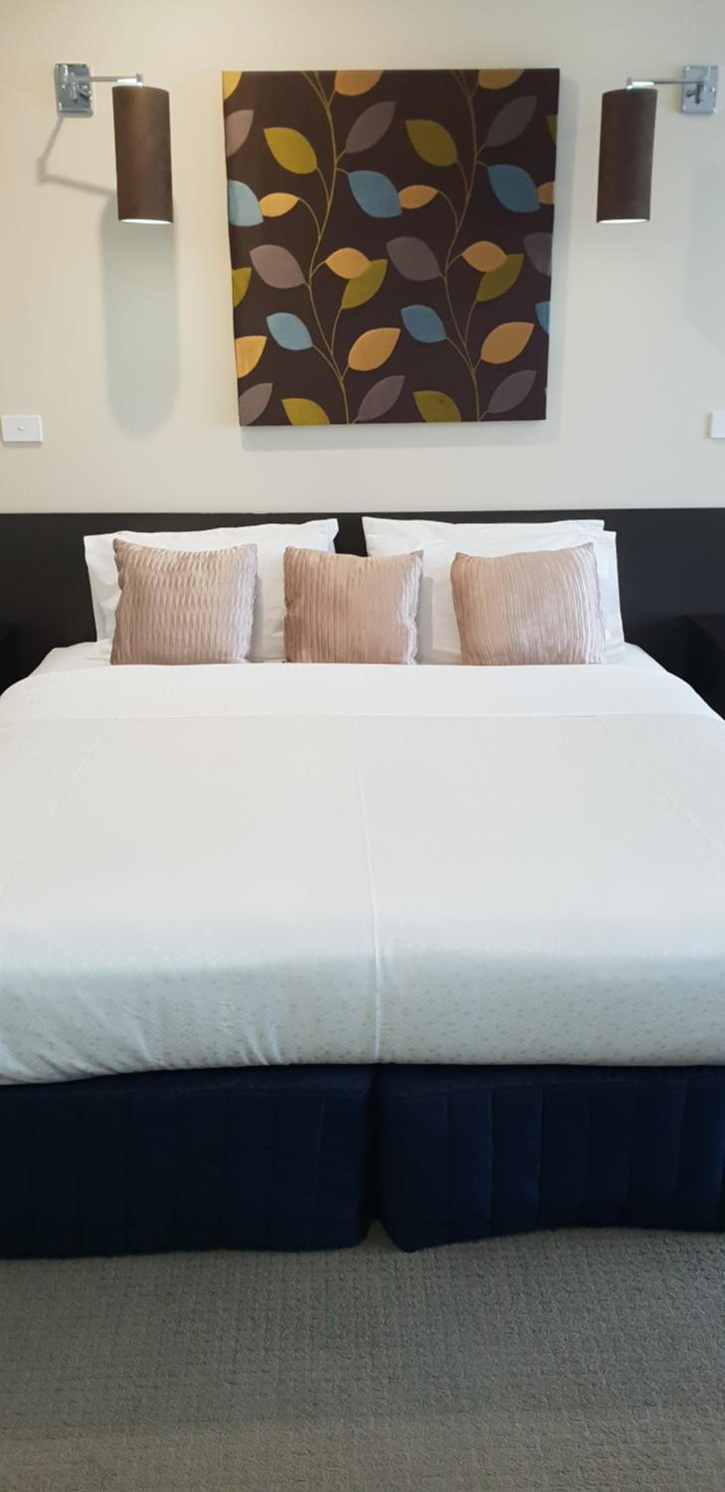 Standard King Room photo 1