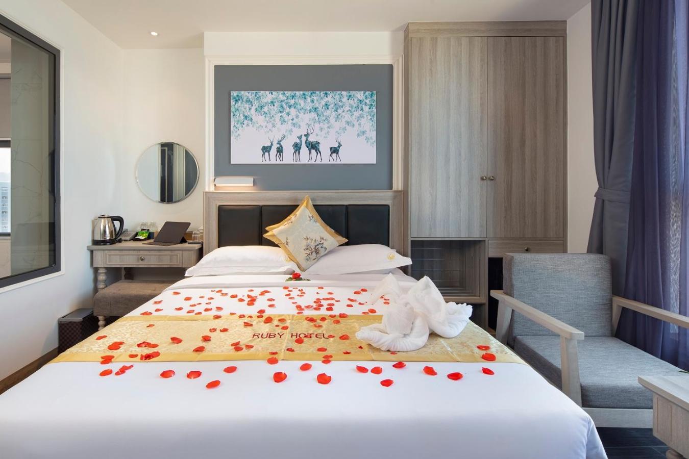 Suite with Sea View - Photo 14