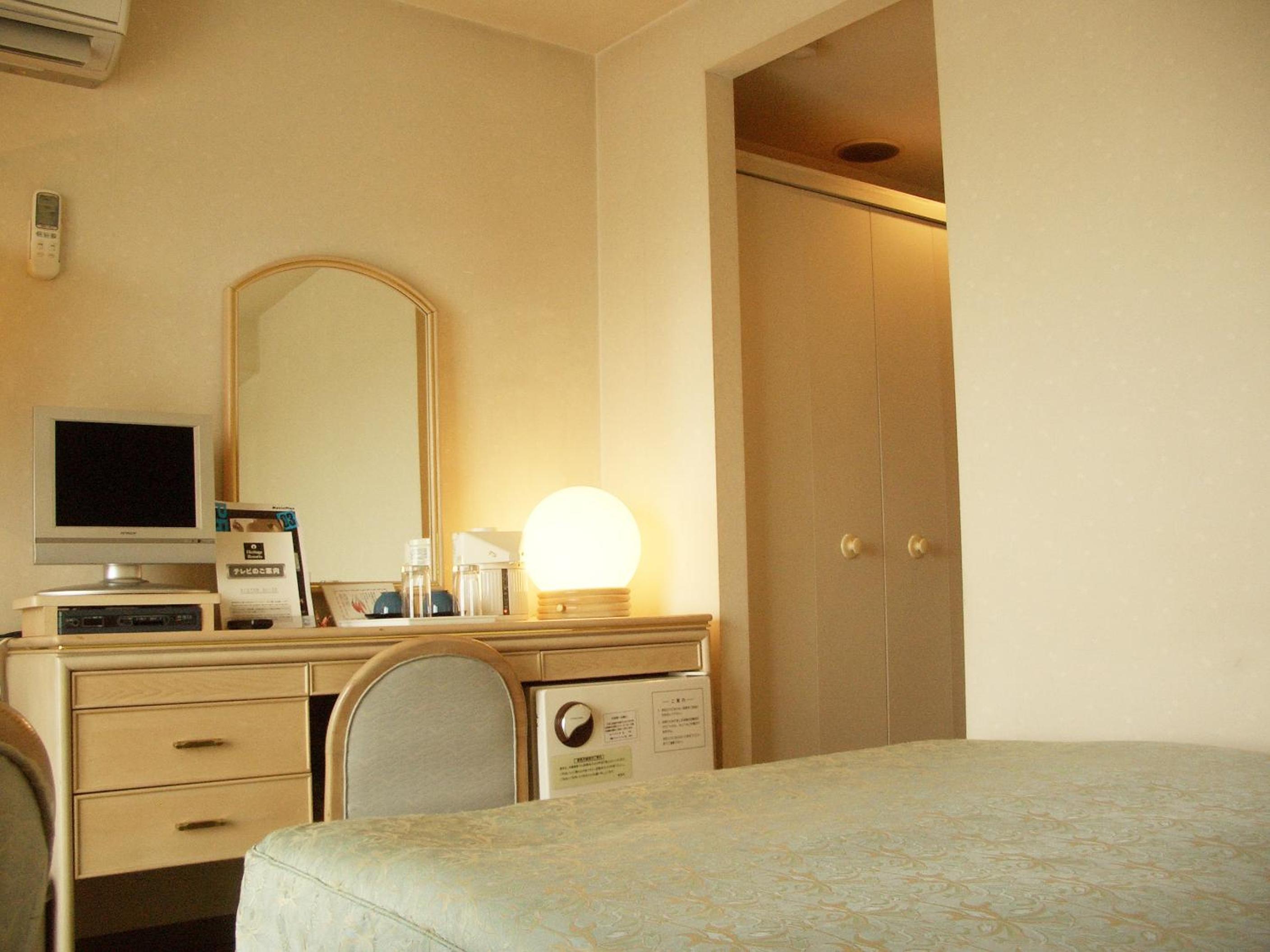 Double Room - Non-Smoking  photo 1