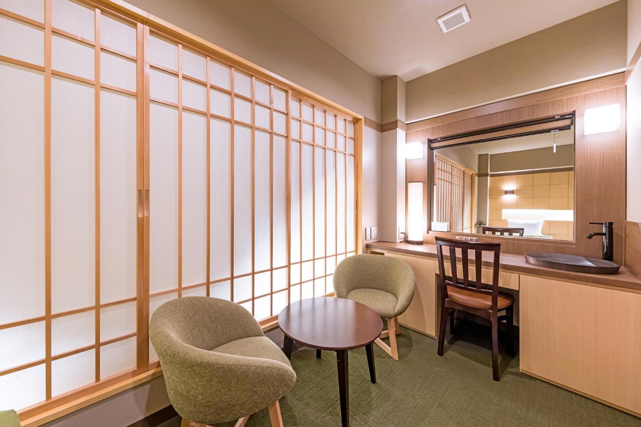 Deluxe Twin Room photo 3