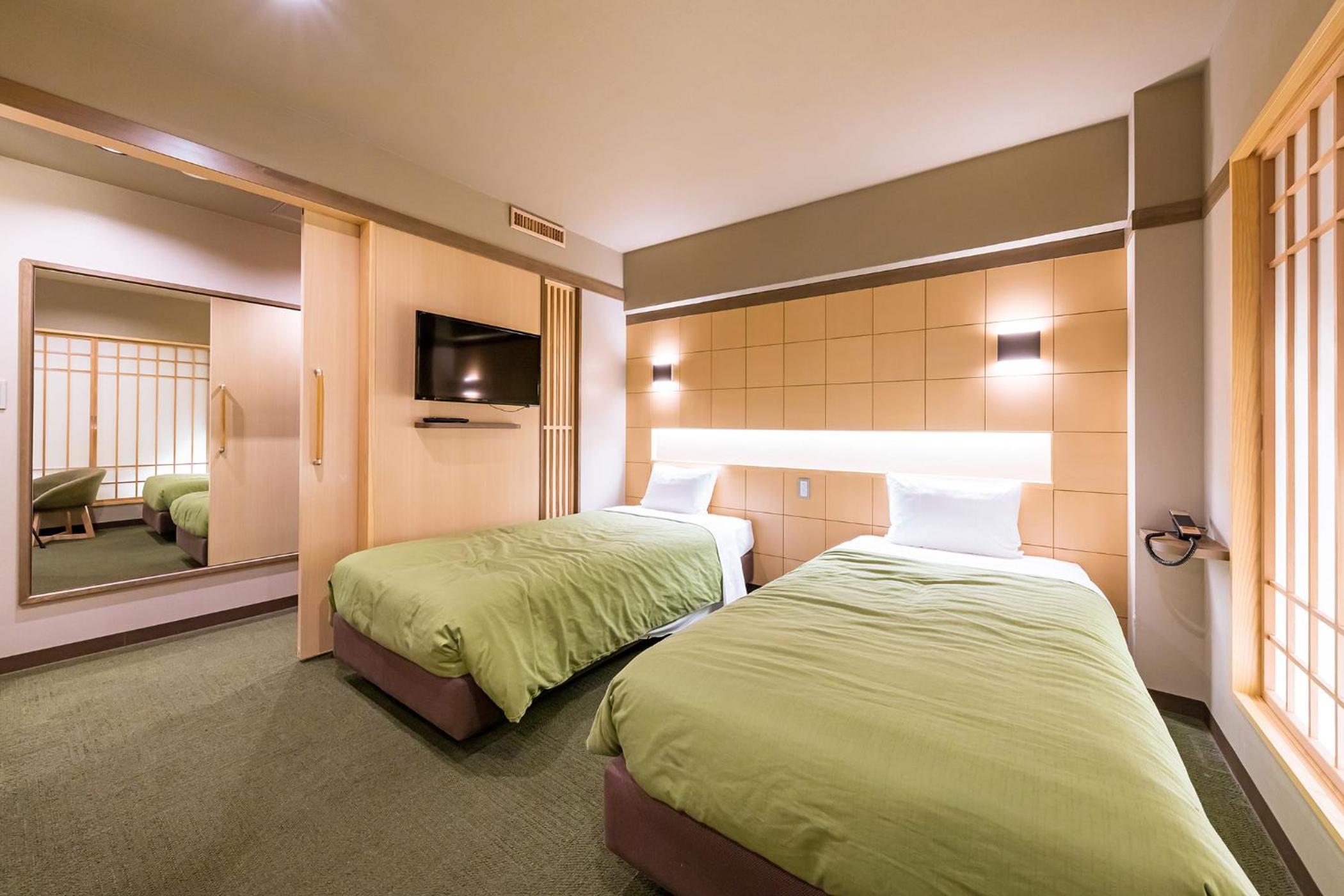 Deluxe Twin Room photo 2