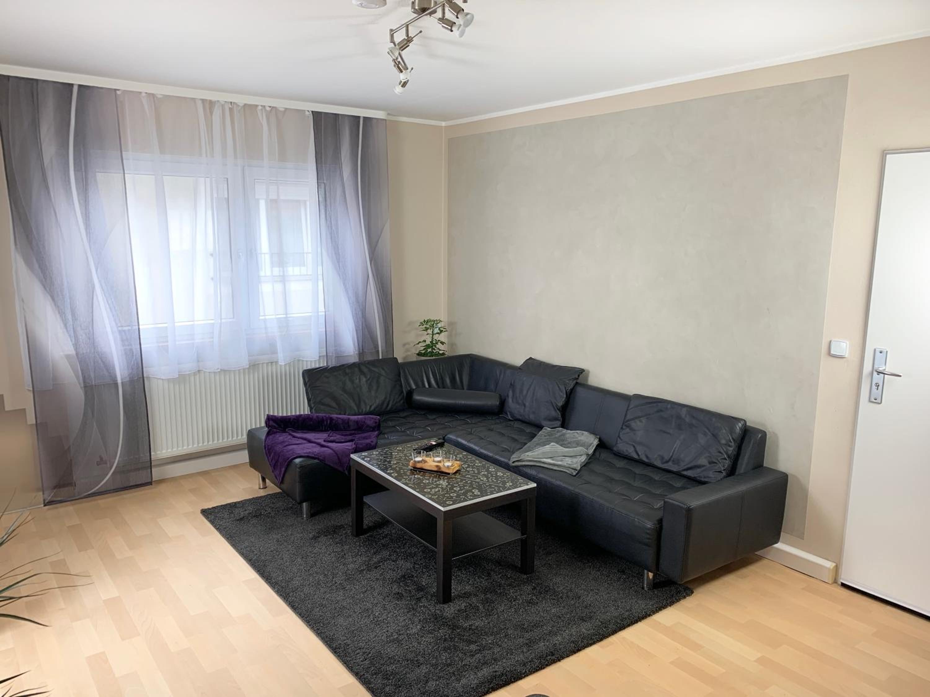 One-Bedroom Apartment - Photo 4