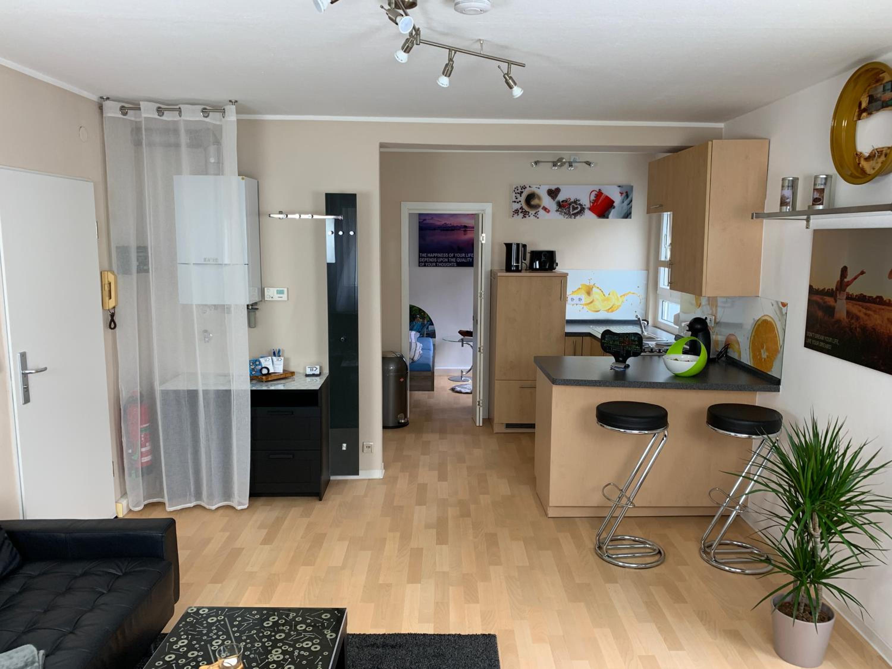 One-Bedroom Apartment - Photo 7