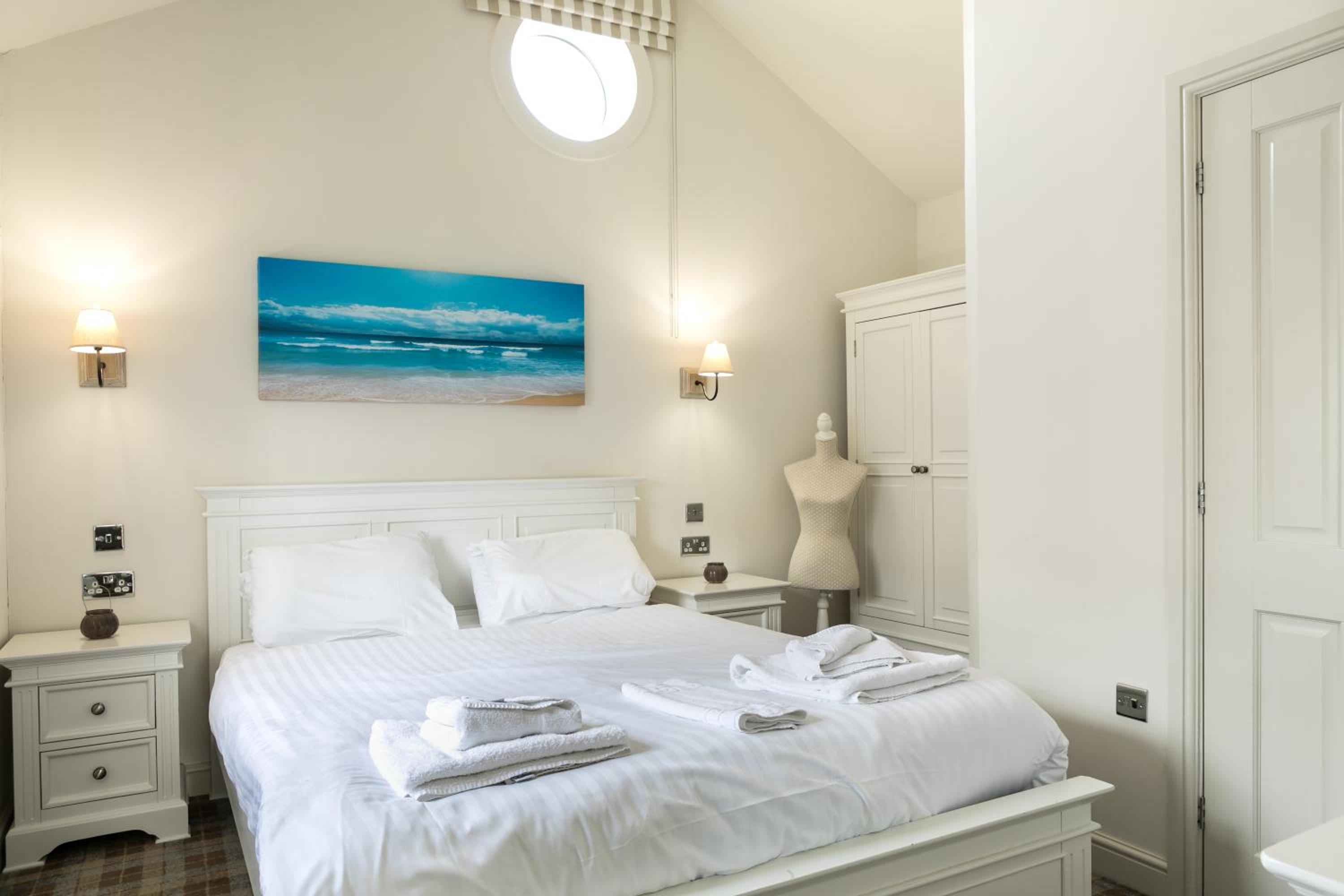 4 Berth Superior Beach House Pet Free