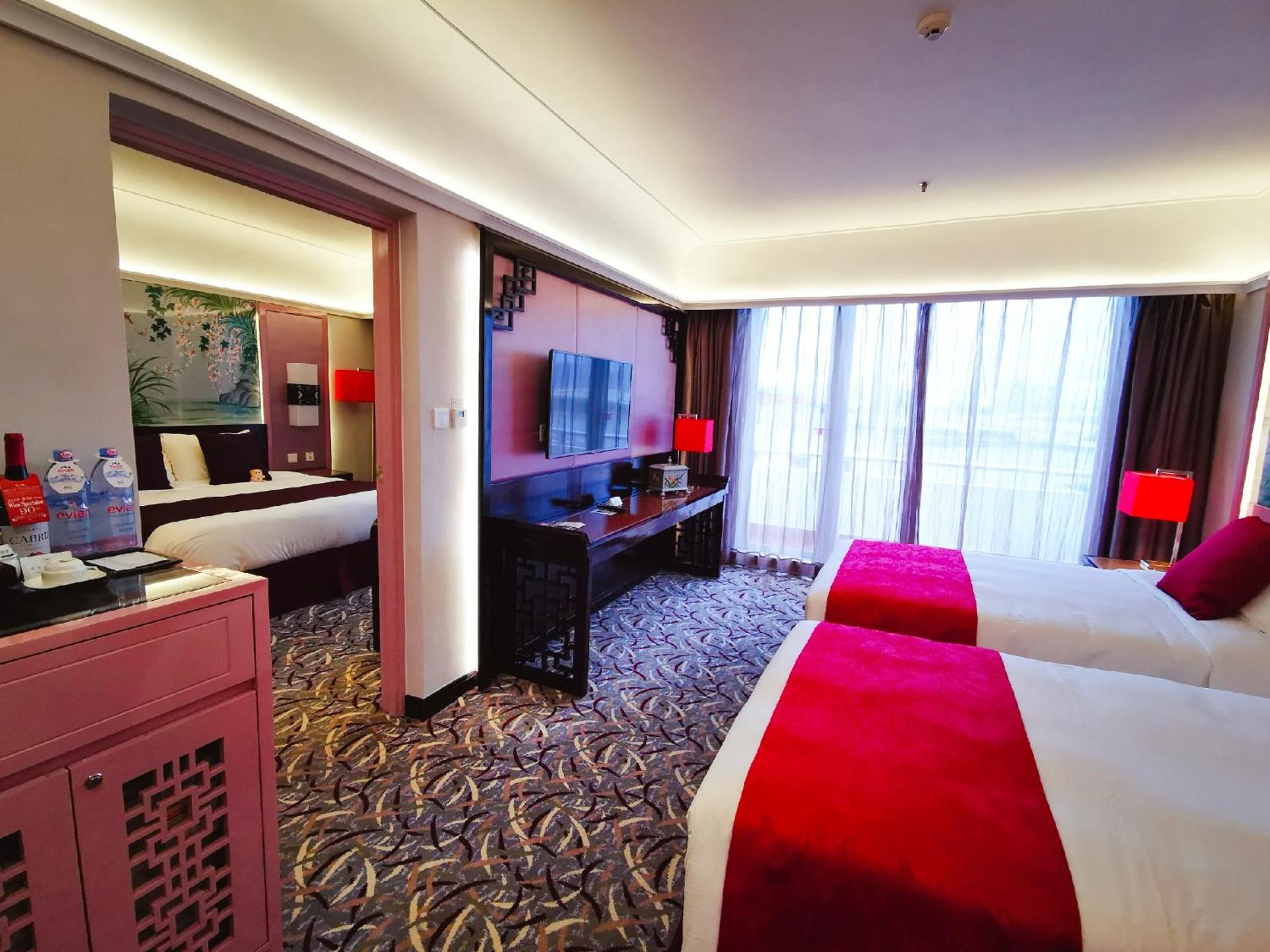 Family Suite photo 1