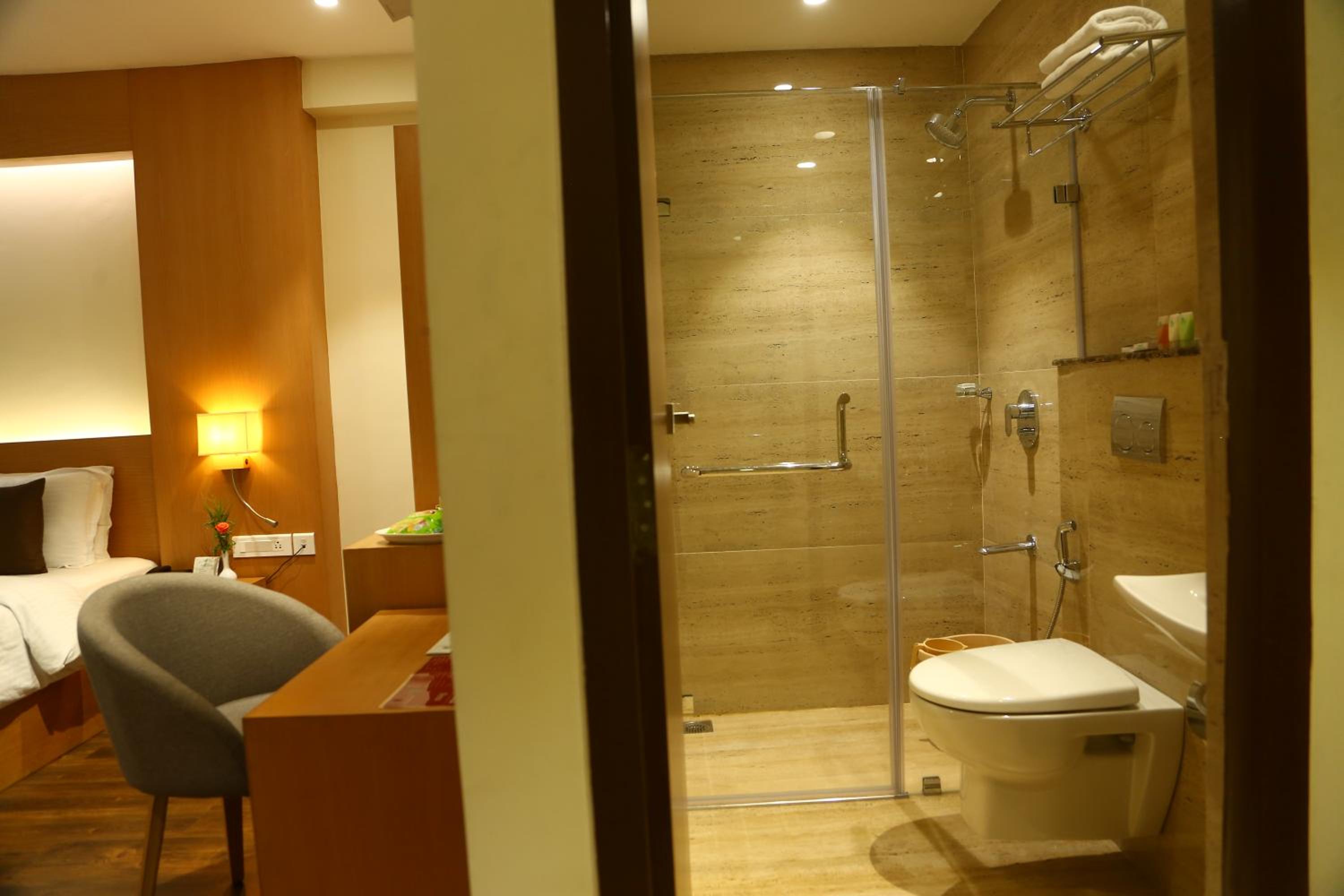Deluxe Double Room - Photo 4