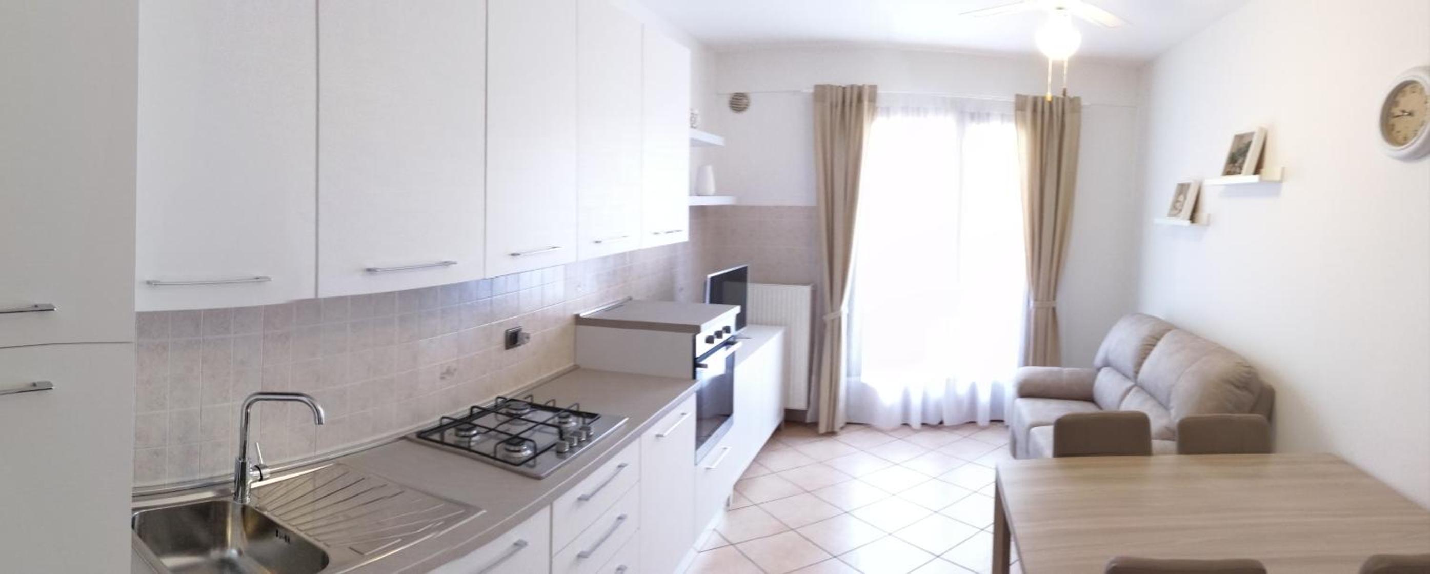 Apartment with Terrace - Photo 11
