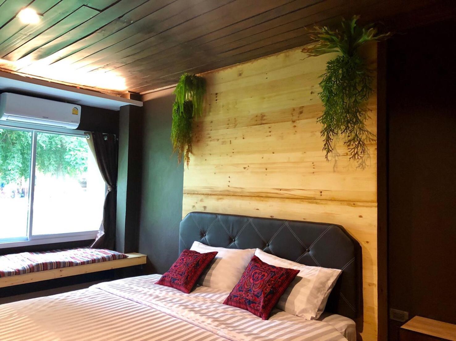 King Room with Garden View