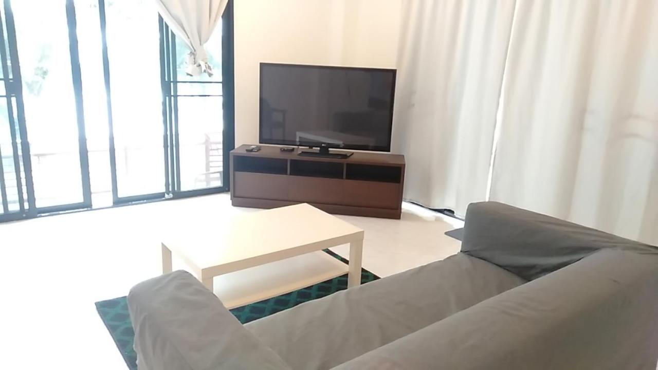 One-Bedroom Apartment with Sea View - Photo 11