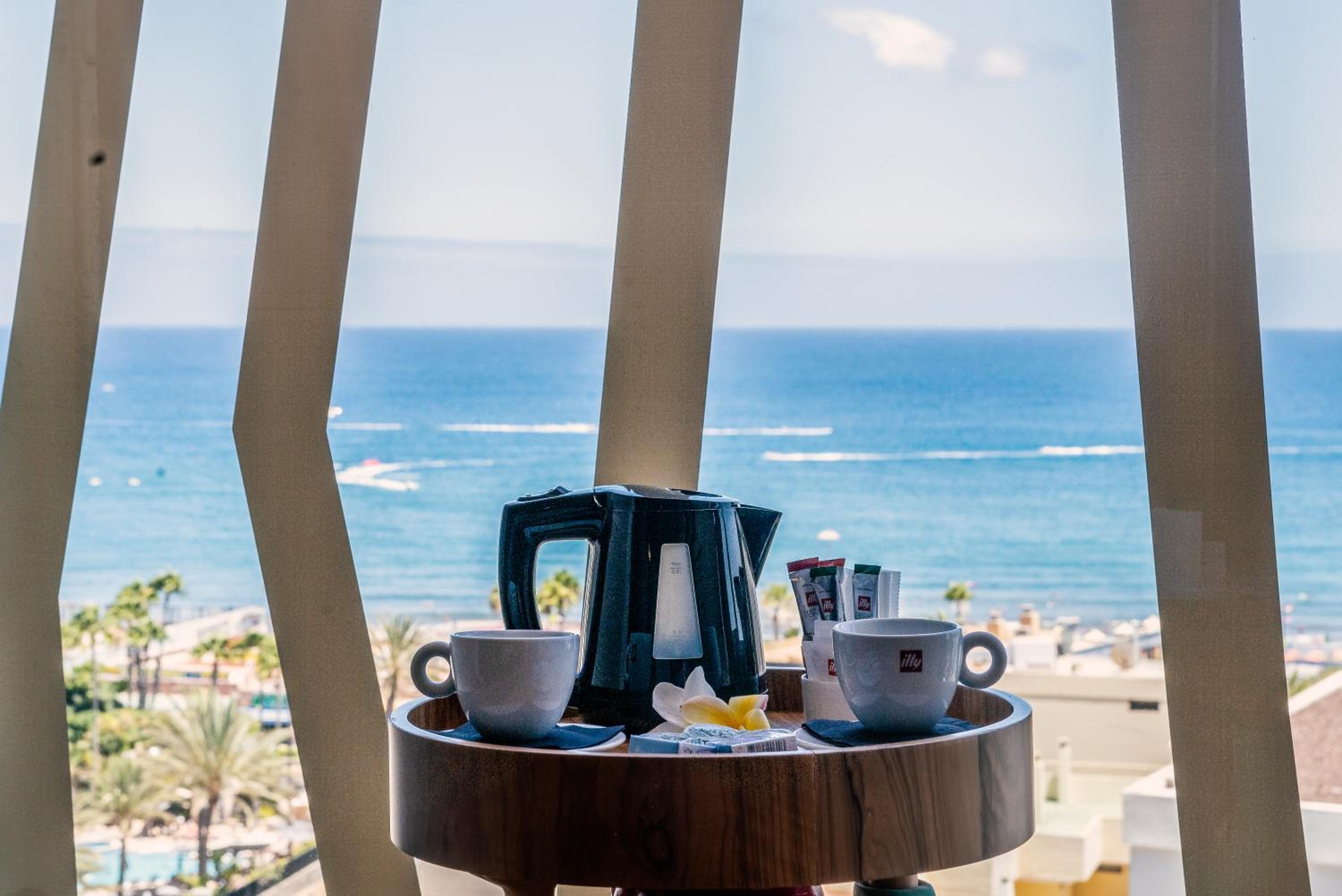 Habitación Doble Deluxe con Vista al Mar
