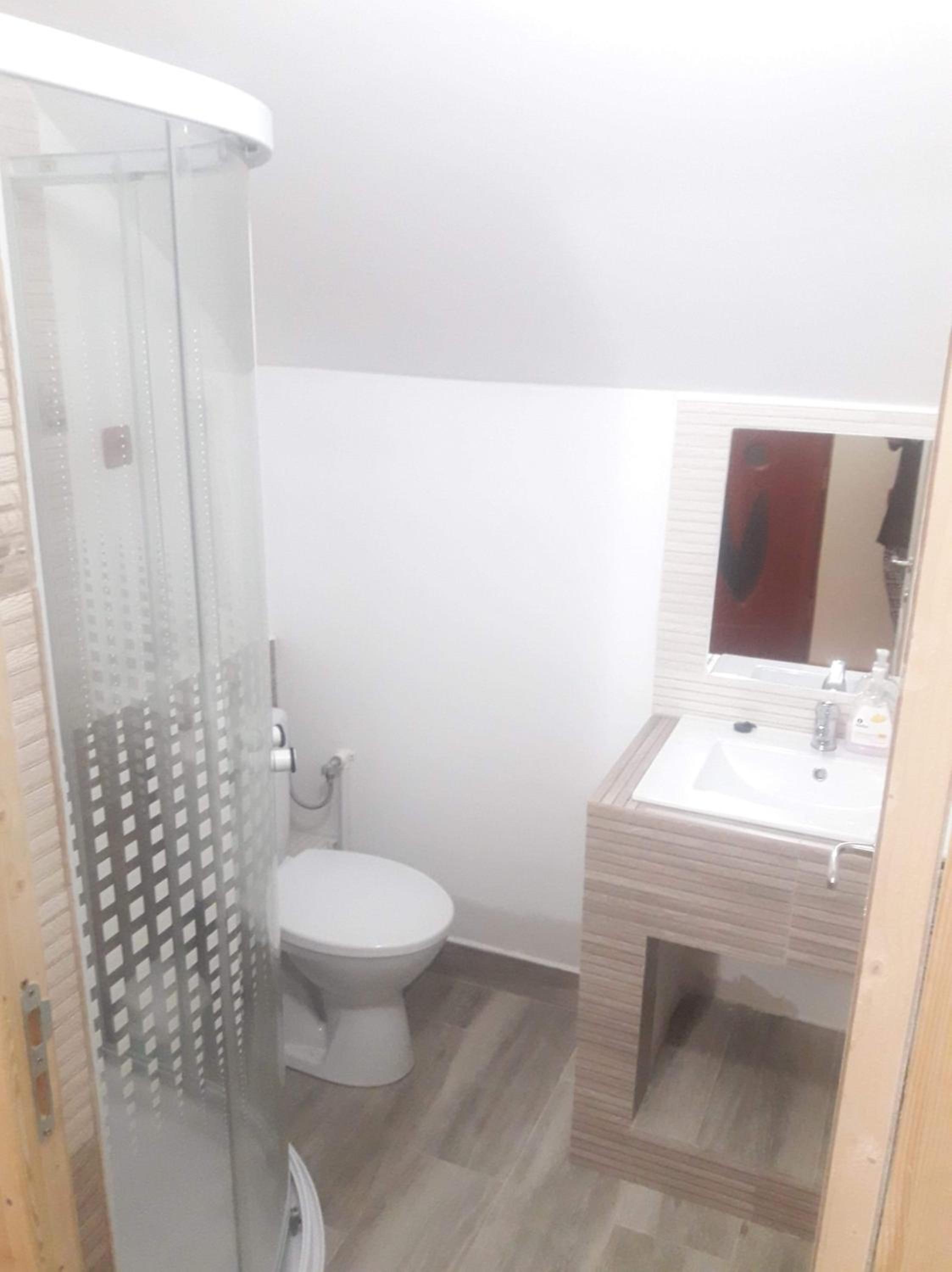 Standard Double Room - Photo 5