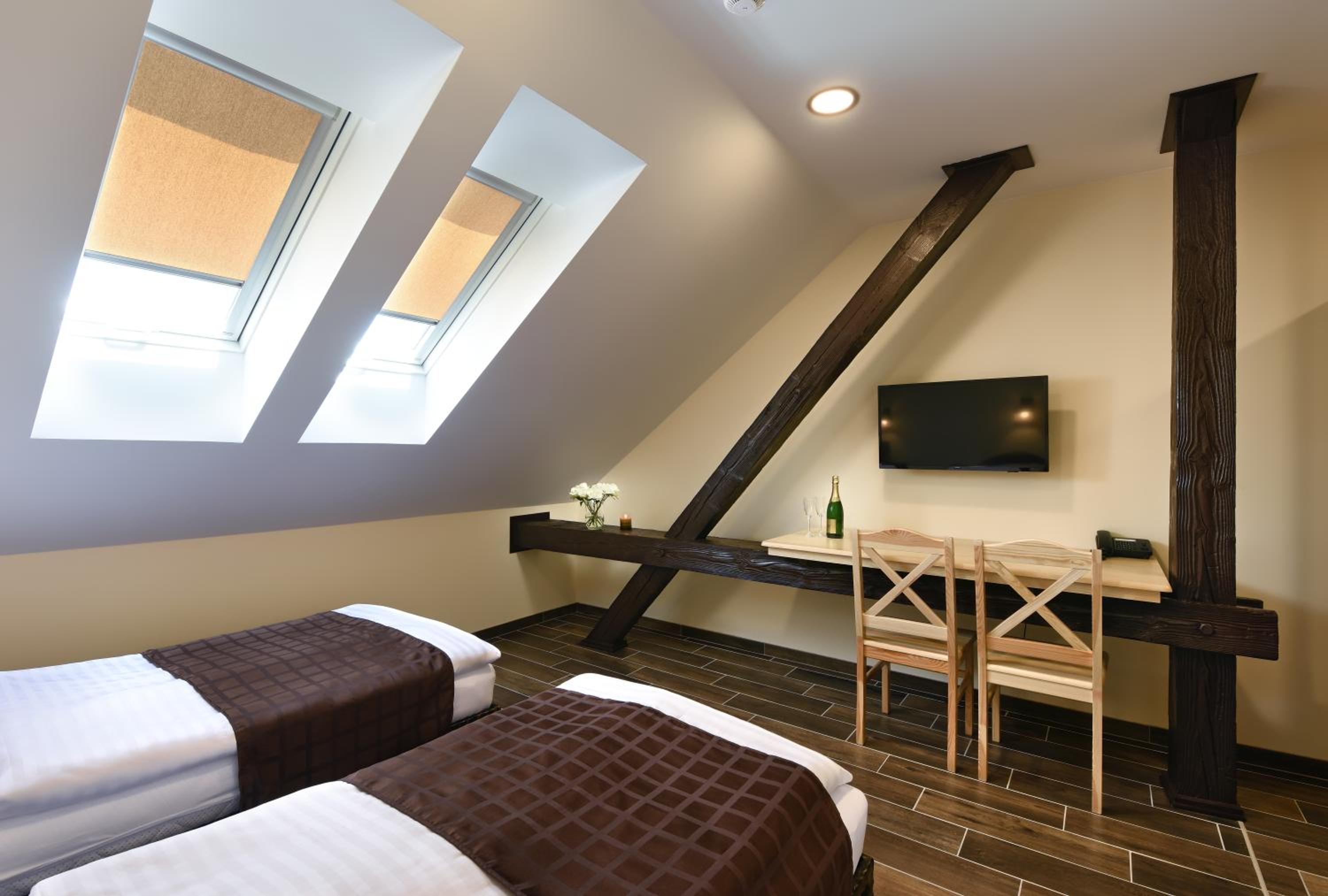 Double or Twin Room - Photo 2