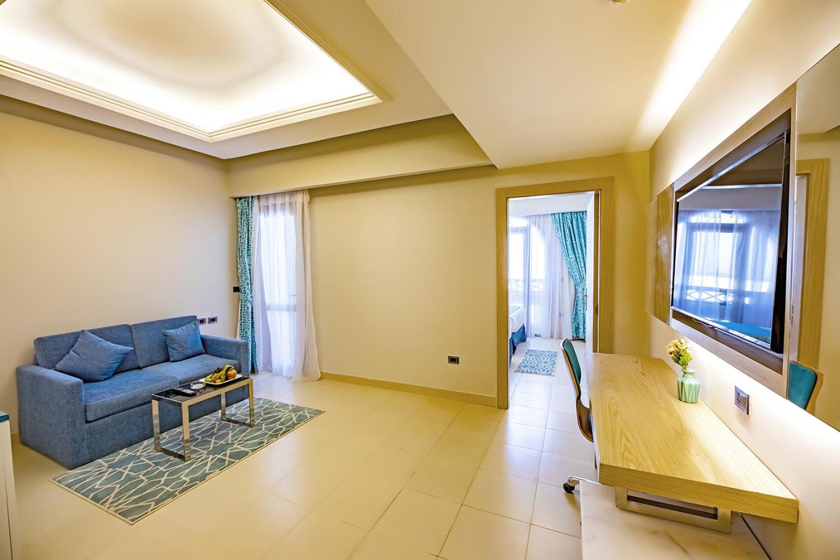 Family Room with Garden View