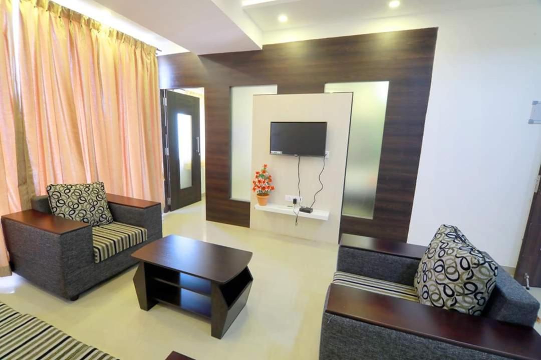 Deluxe Suite photo 3