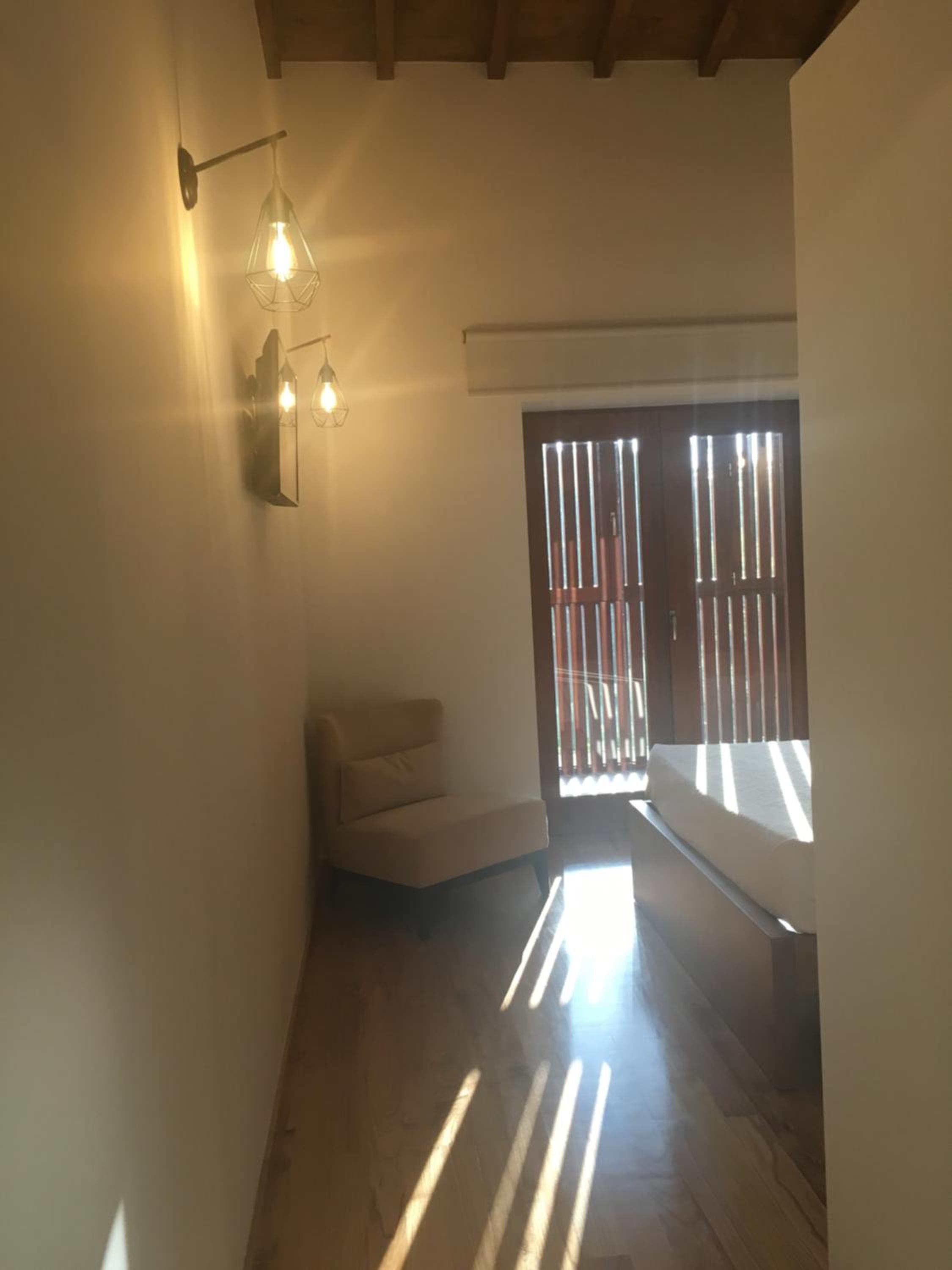 Double Room with Balcony - Photo 5
