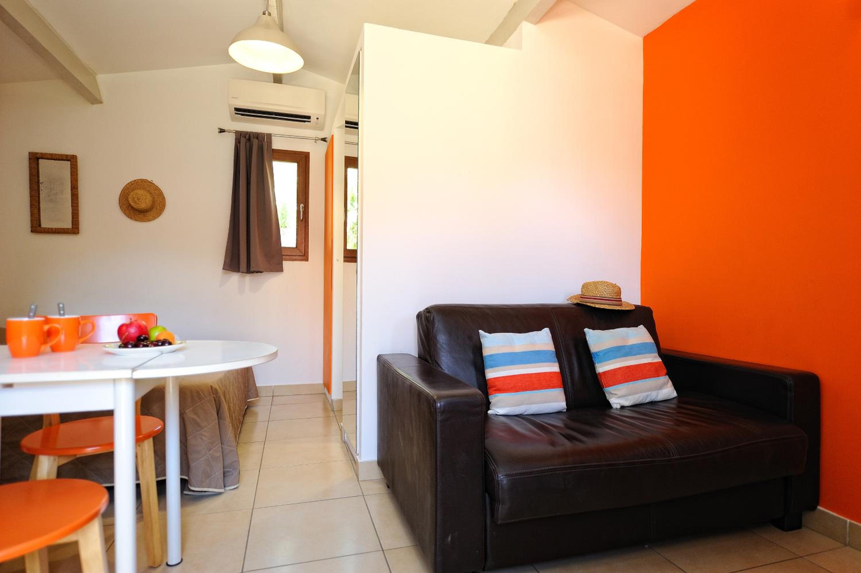 Lodge con Terrazza (2 Adulti)