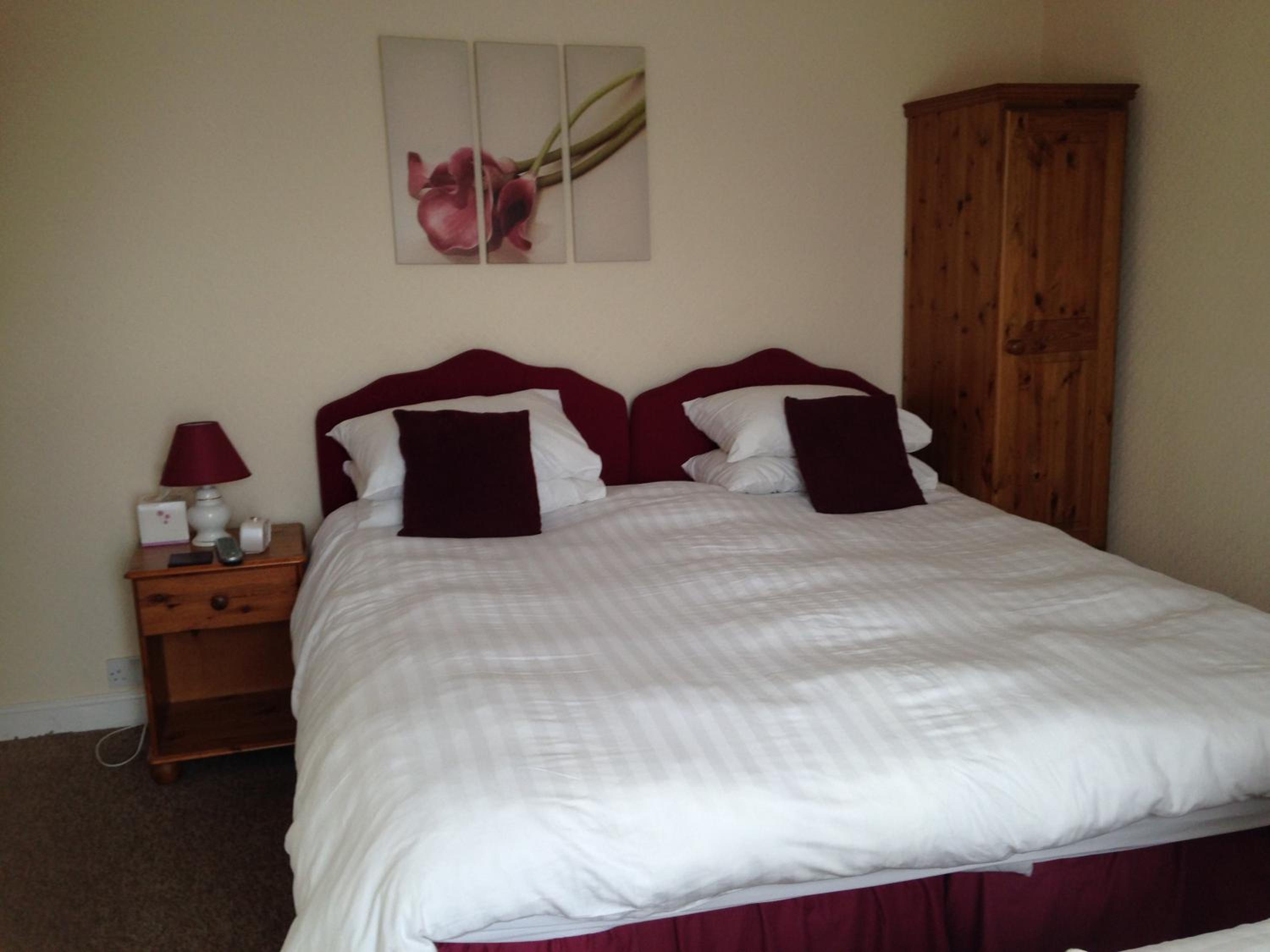 Triple Room with Private Bathroom photo 1