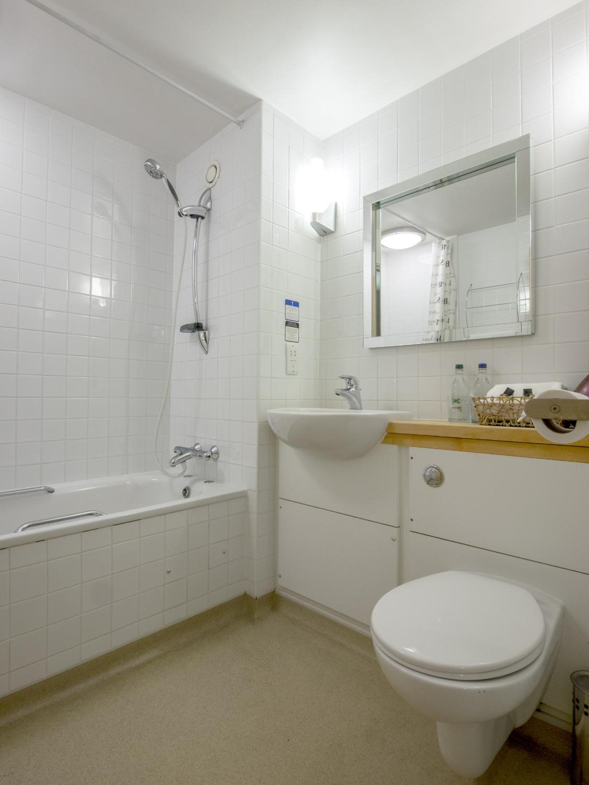 Double Room - Photo 4