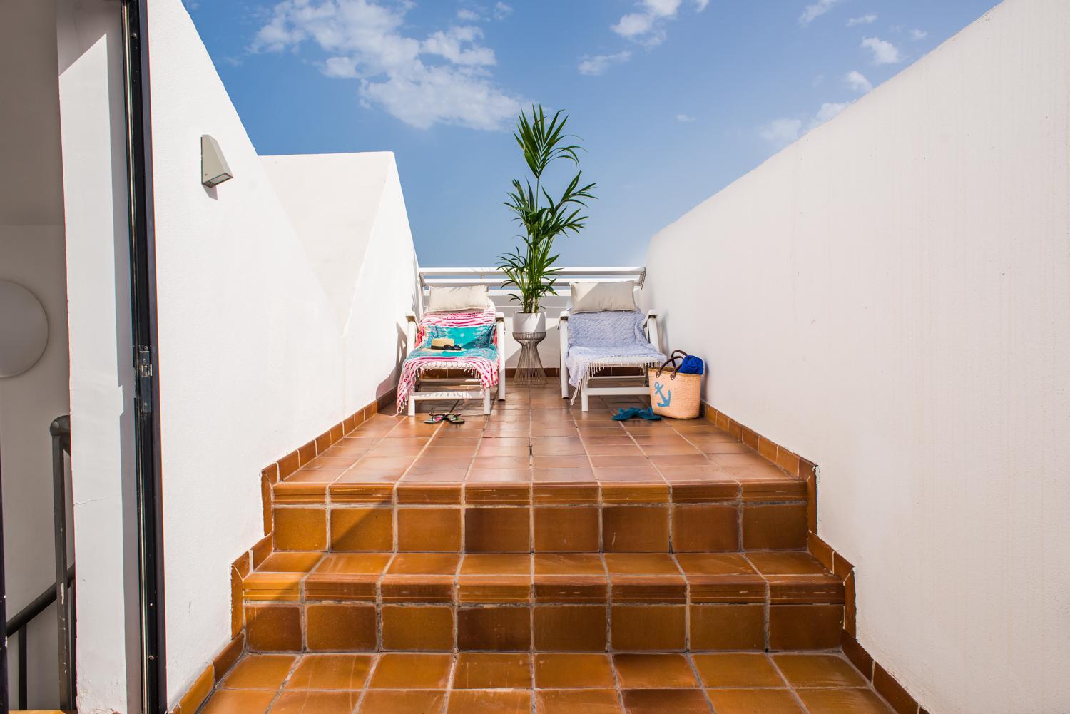 Superior Studio with Solarium (2 Adults) - Photo 21
