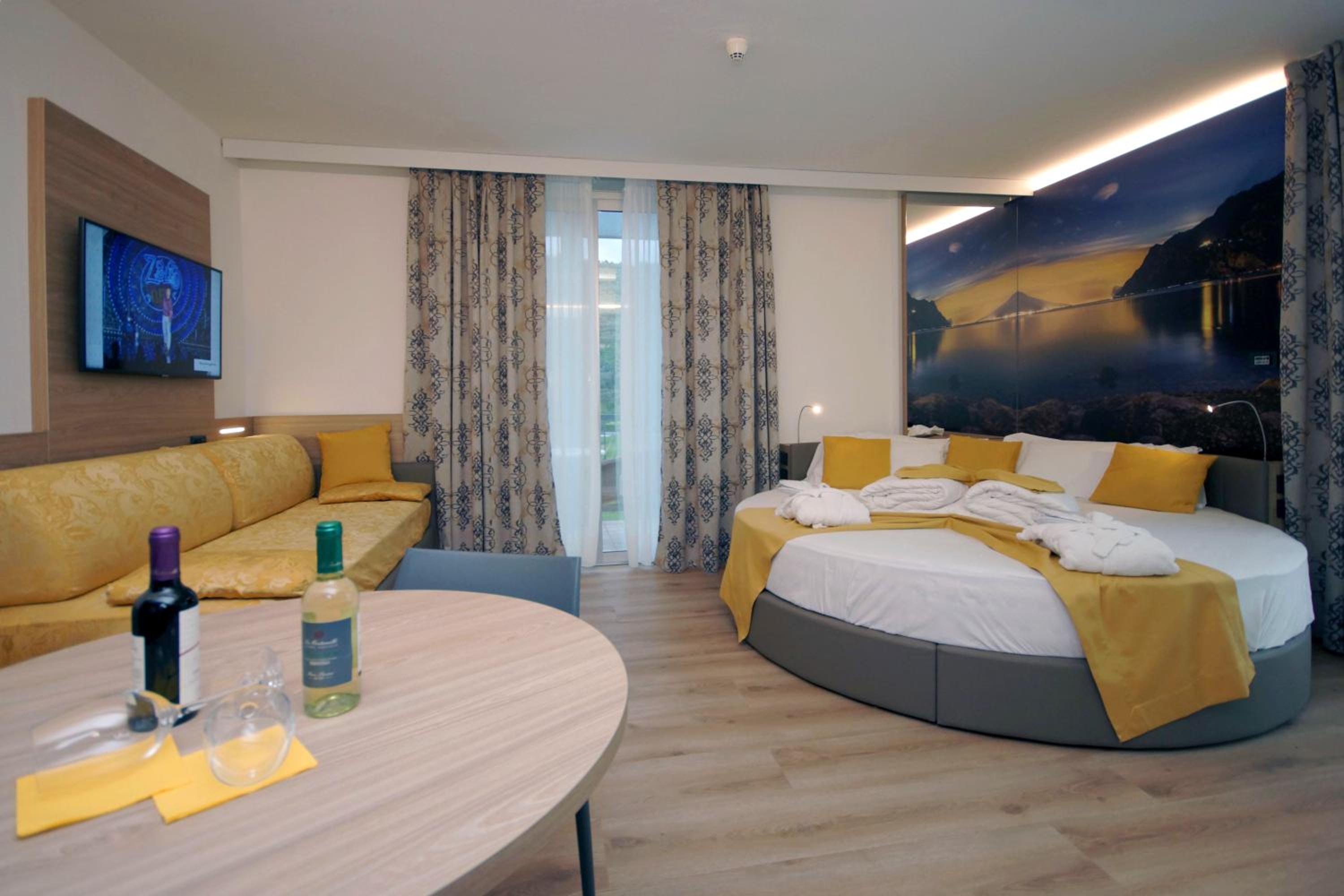 Romantic Junior Suite - Photo 5