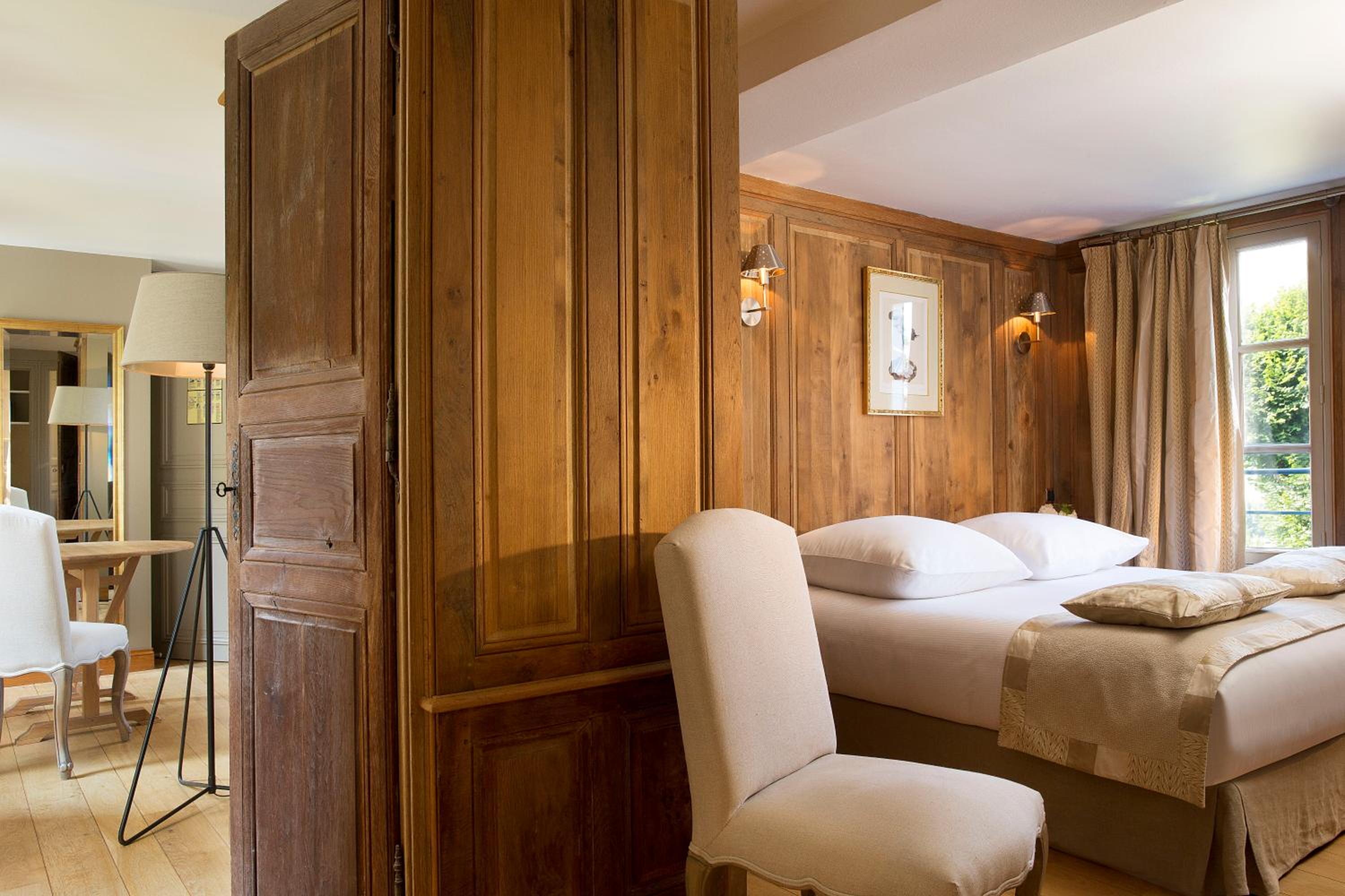 Junior Suite with Estuary view - Historical House