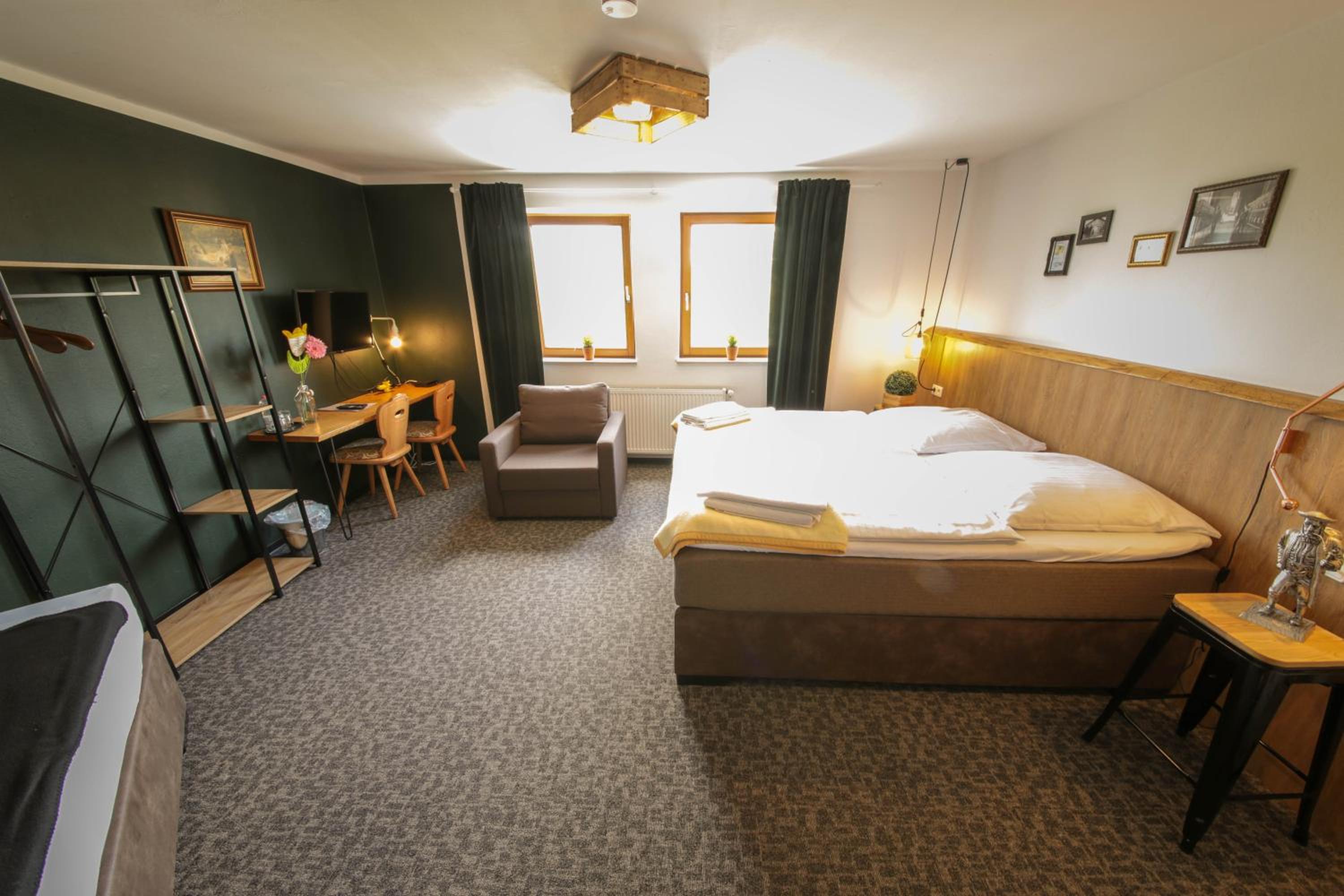 Double Room with Shared Bathroom
