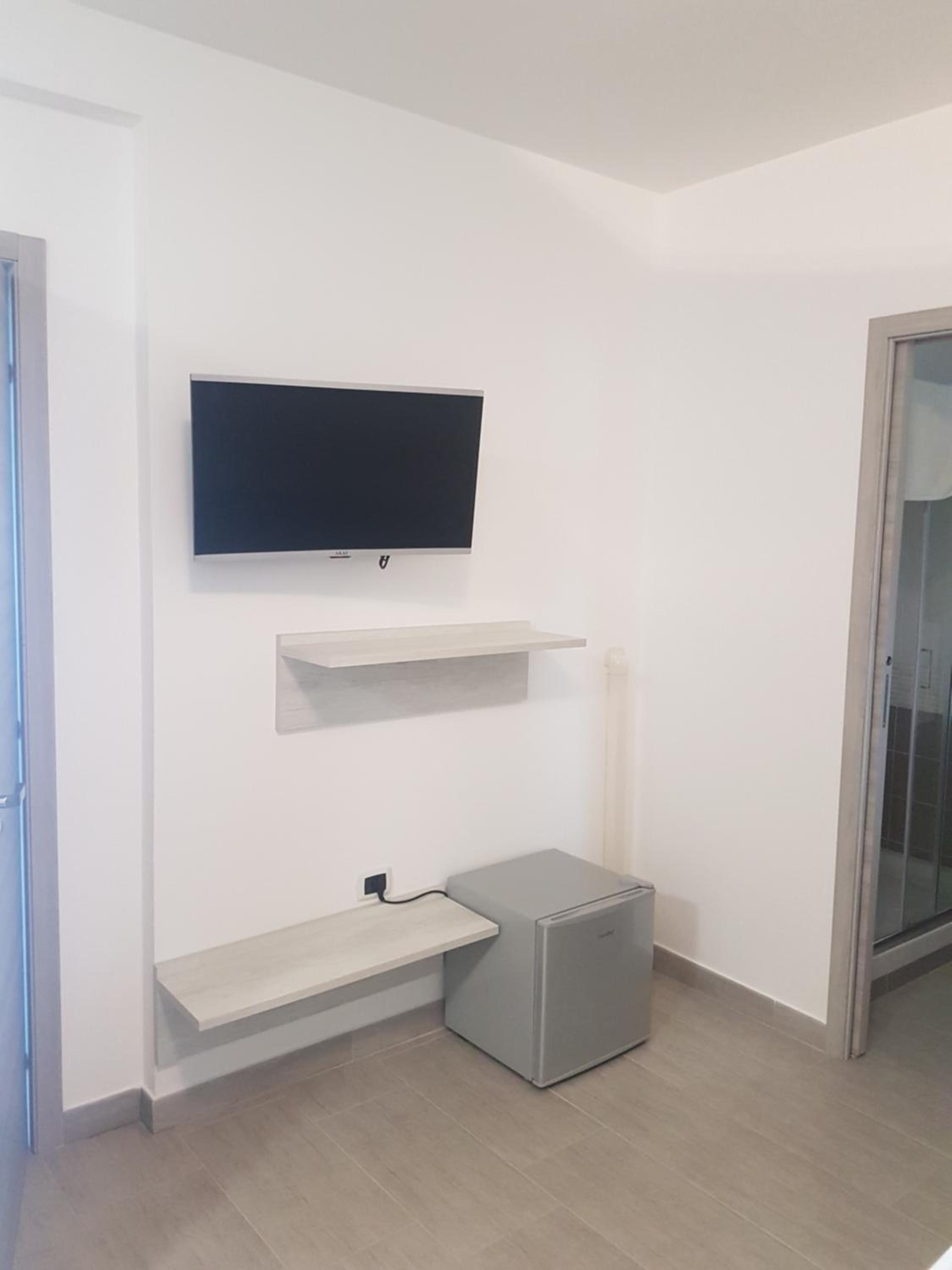 Superior Quadruple Room - Photo 3