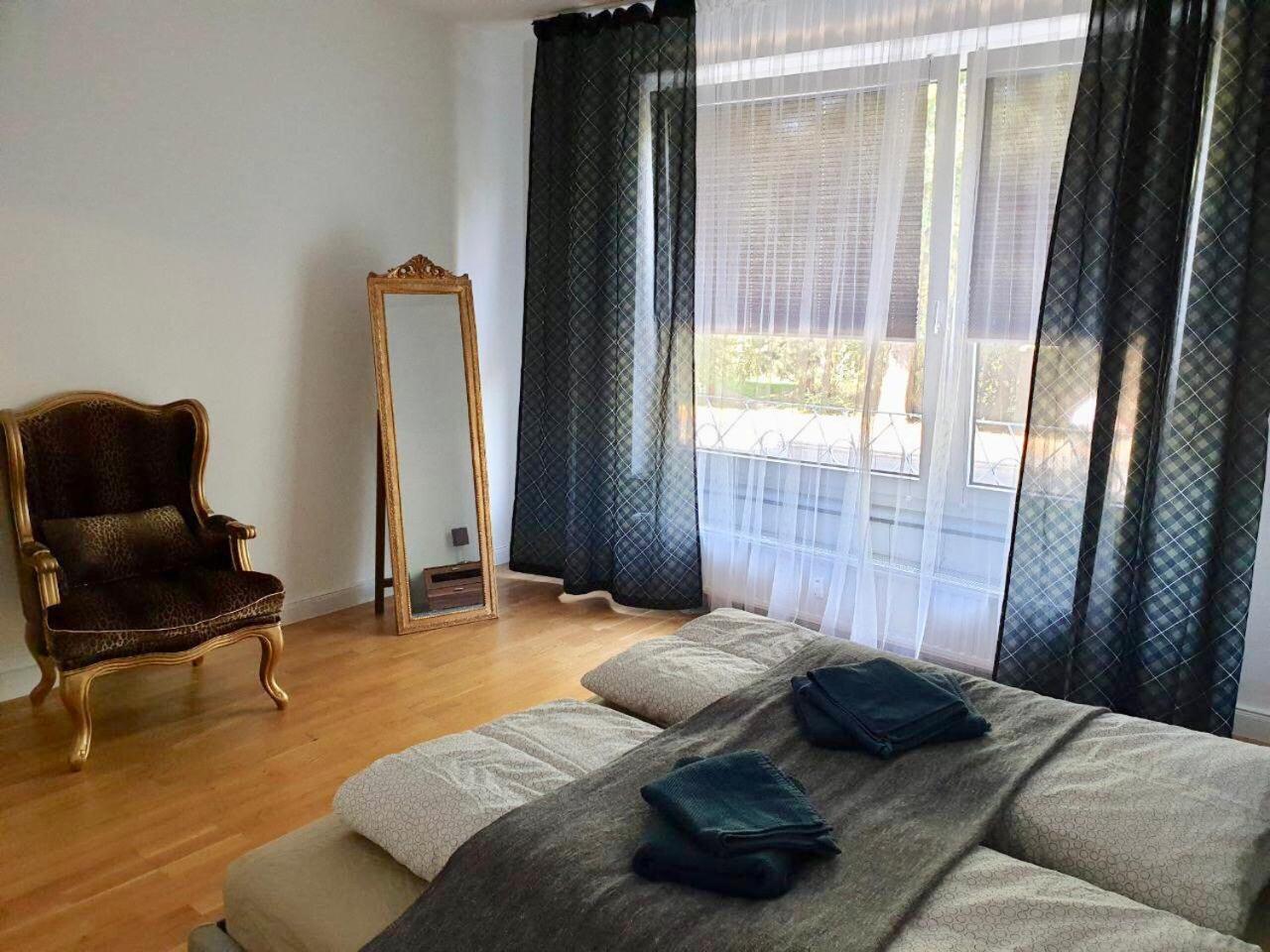 Three-Bedroom Apartment - Photo 29